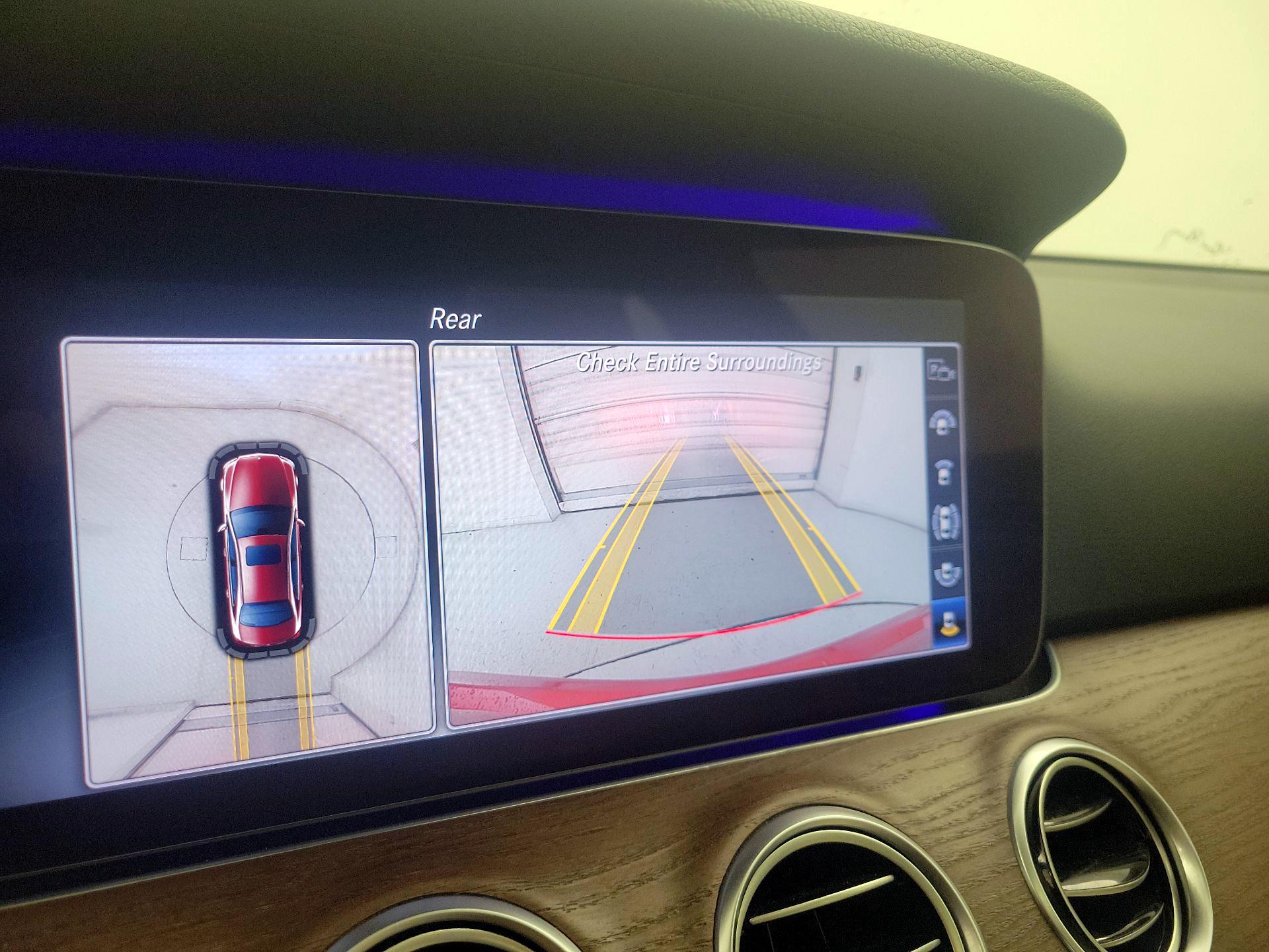 Thumbnail: 2019 Mercedes-Benz E-Class - 15