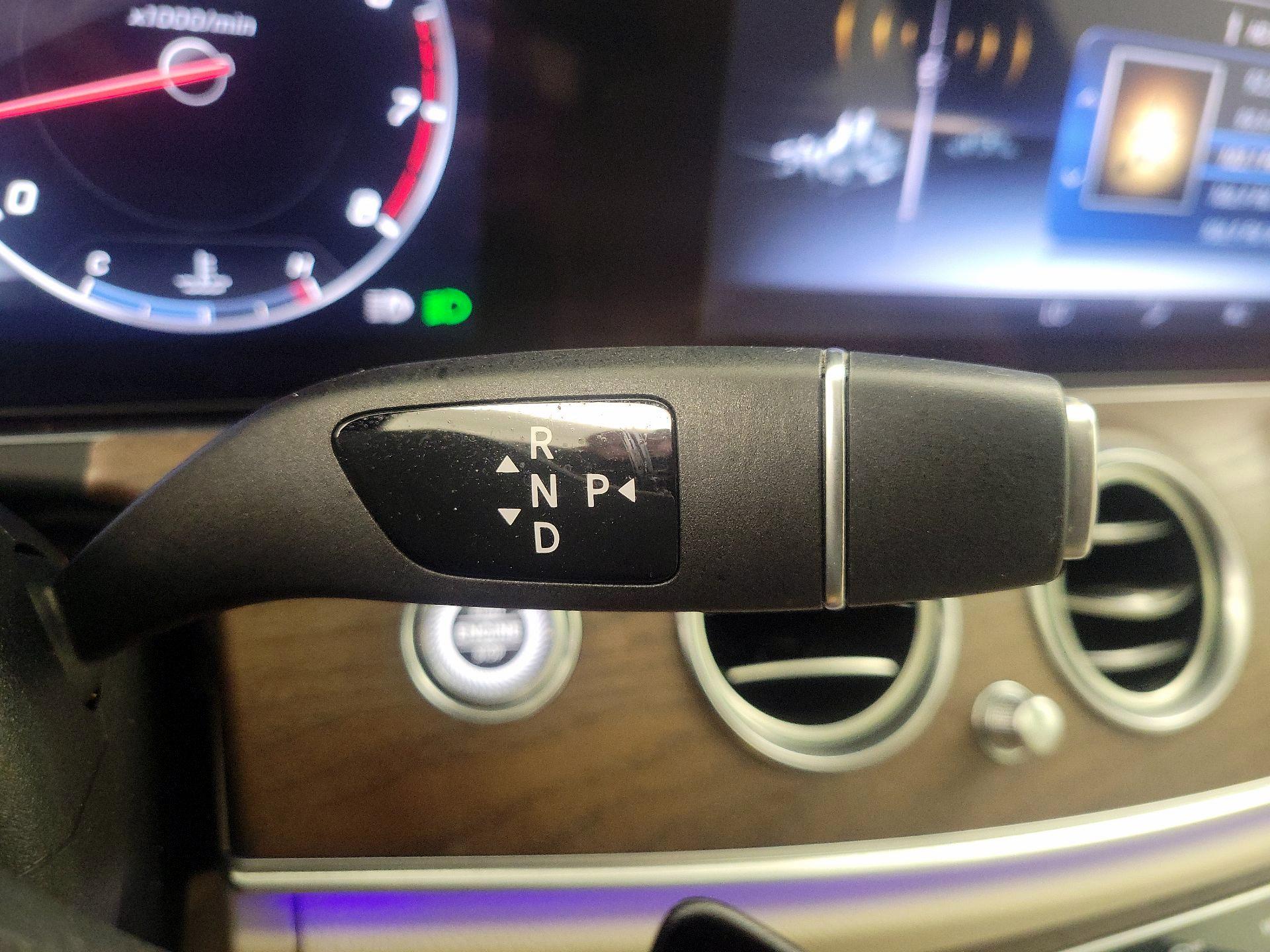 Thumbnail: 2019 Mercedes-Benz E-Class - 18