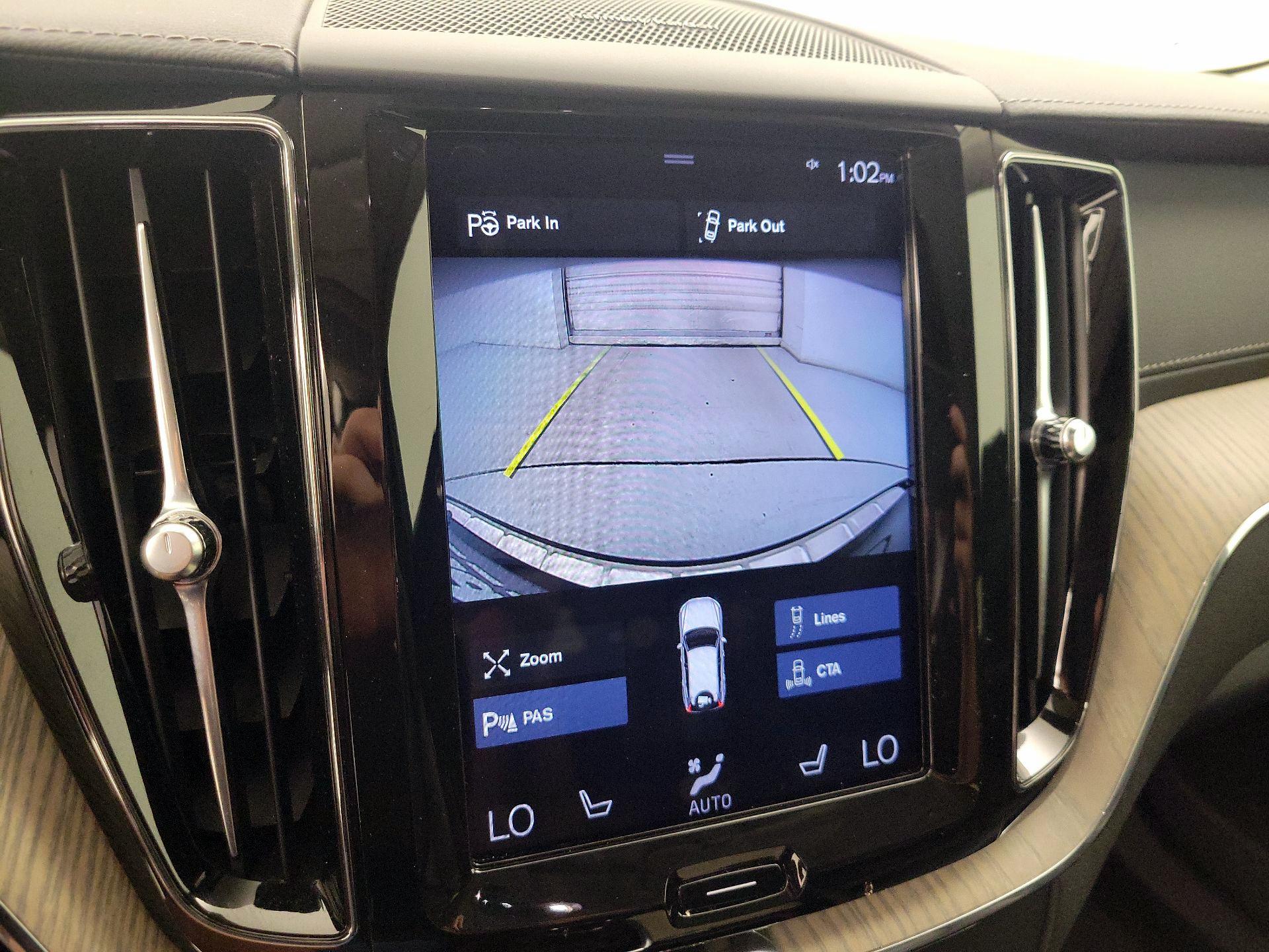 Thumbnail: 2019 Volvo XC60 - 14