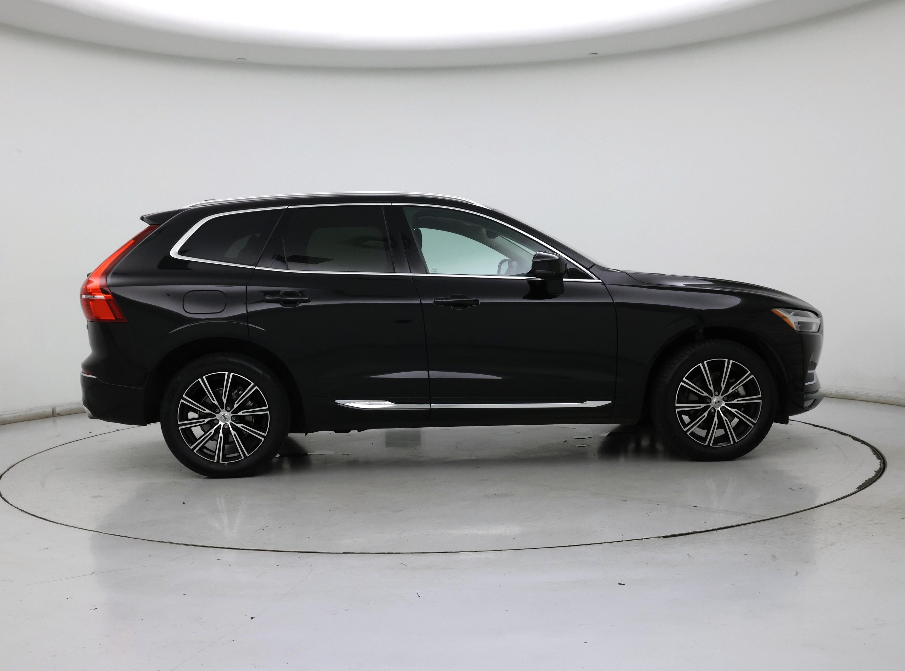 Thumbnail: 2019 Volvo XC60 - 7