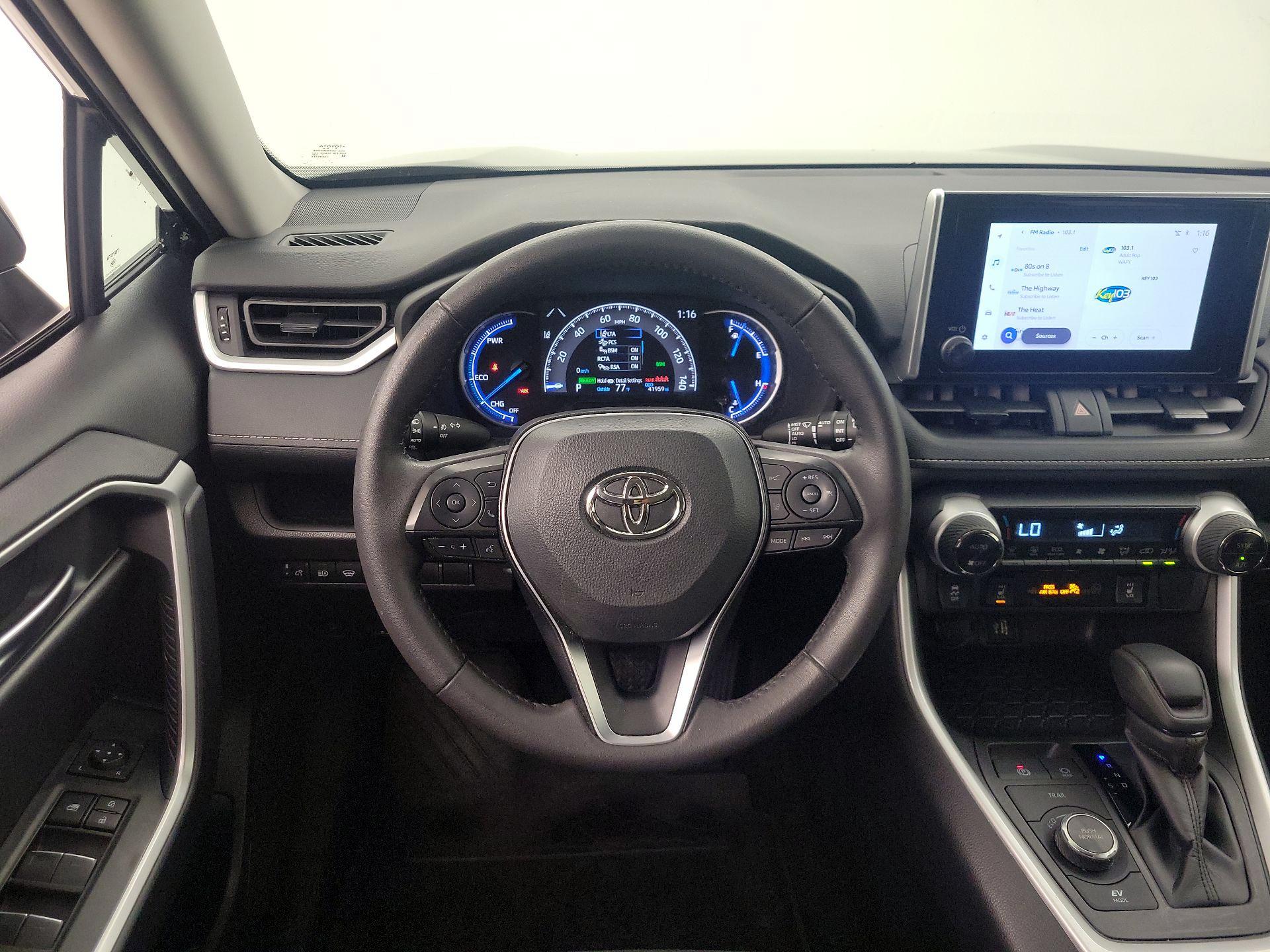 Thumbnail: 2025 Toyota RAV4 - 10
