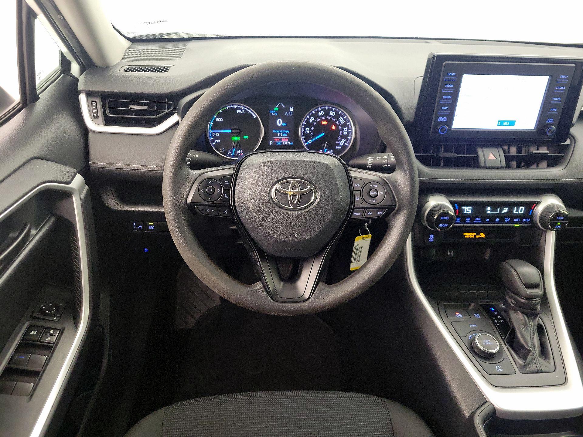 Thumbnail: 2019 Toyota RAV4 - 10