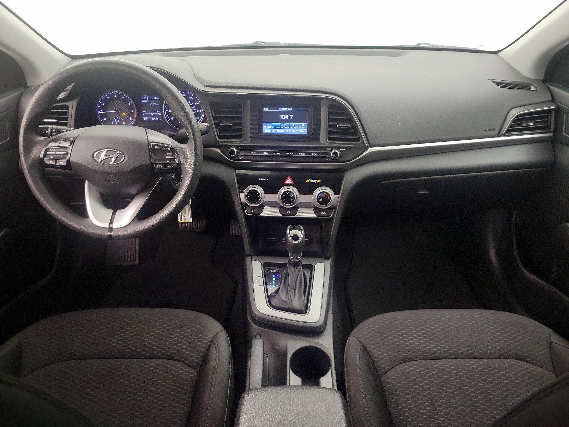 Thumbnail: 2019 Hyundai Elantra - 9