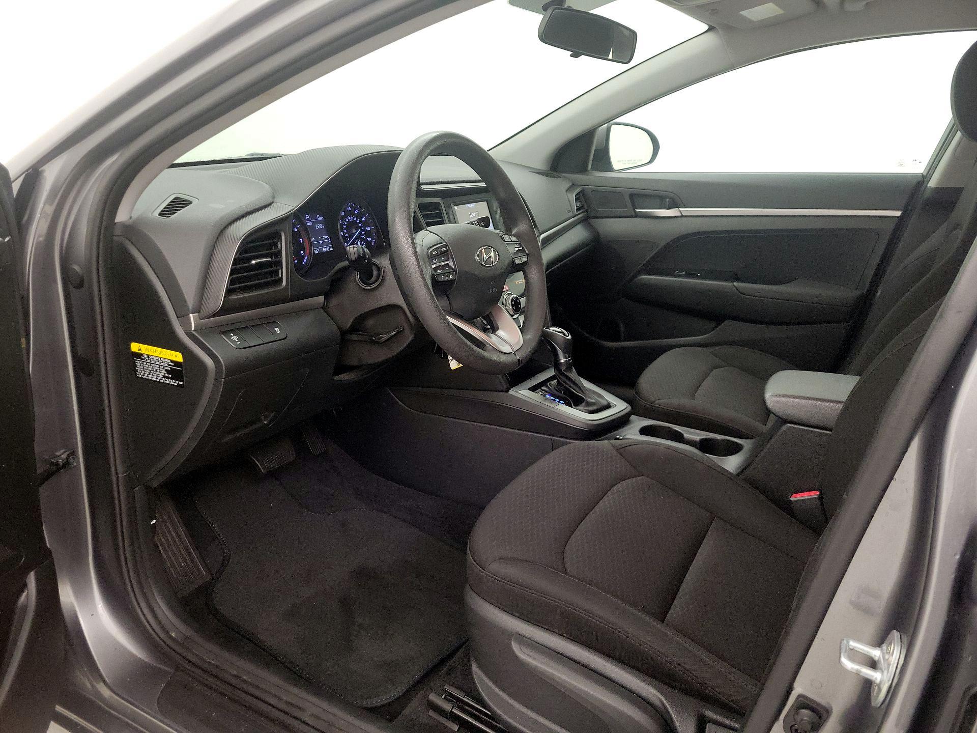Thumbnail: 2019 Hyundai Elantra - 11