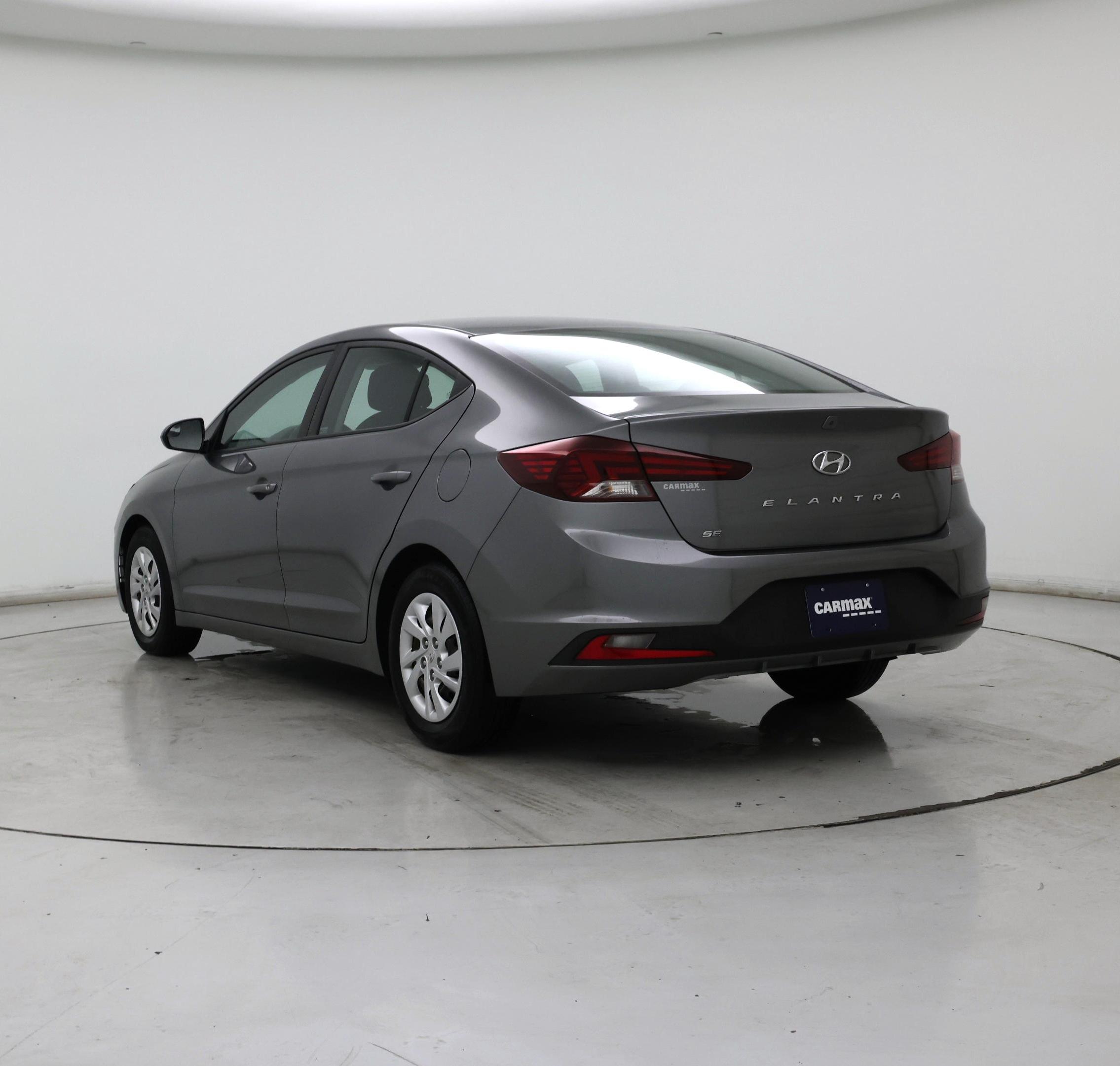 Thumbnail: 2019 Hyundai Elantra - 2