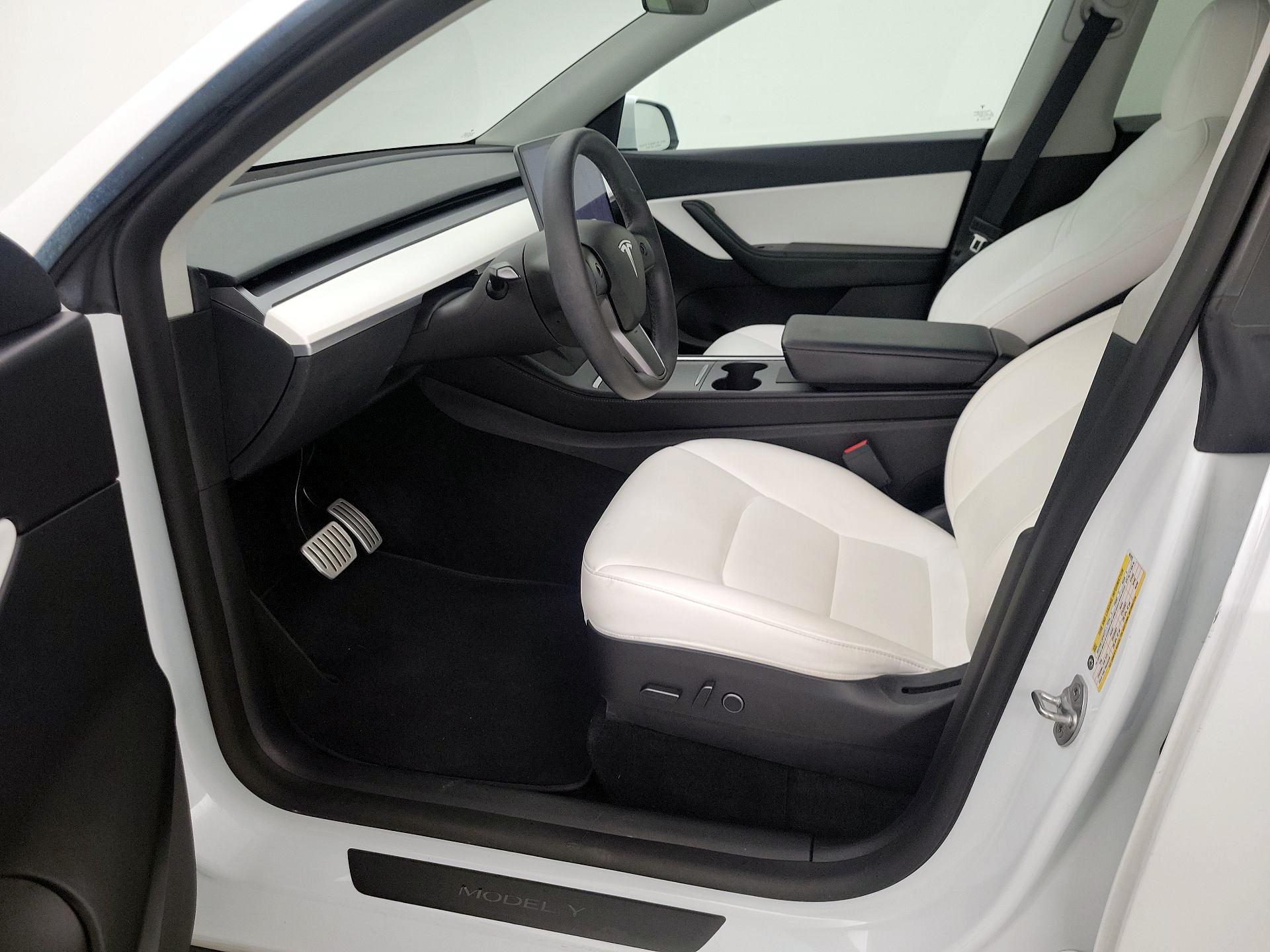 Thumbnail: 2022 Tesla Model Y - 11