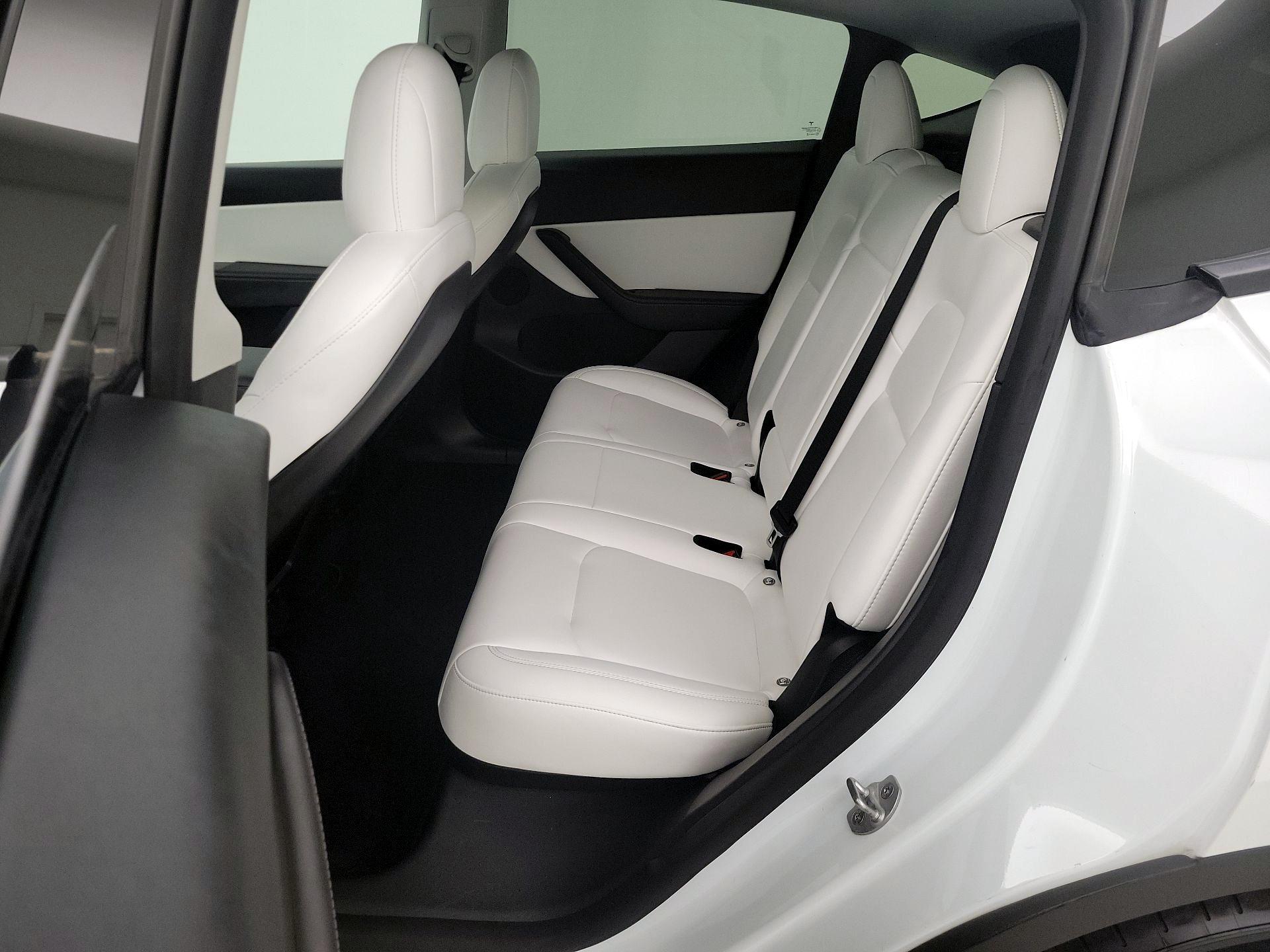 Thumbnail: 2022 Tesla Model Y - 18