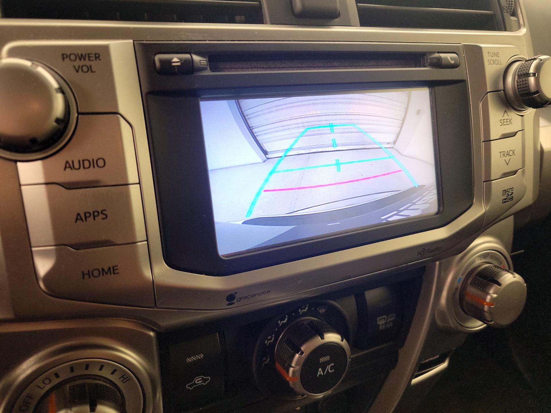 Thumbnail: 2015 Toyota 4Runner - 14