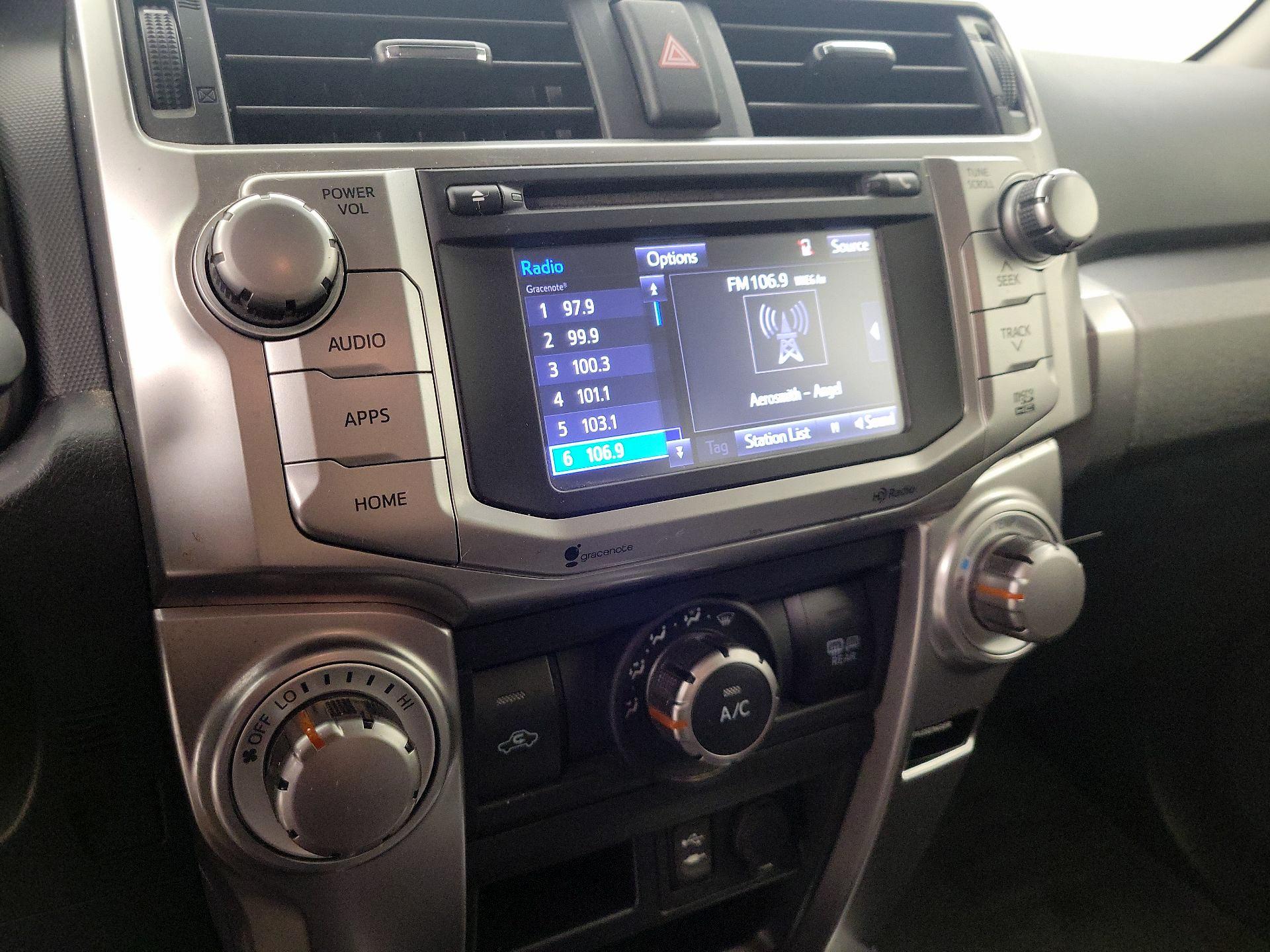 Thumbnail: 2015 Toyota 4Runner - 15