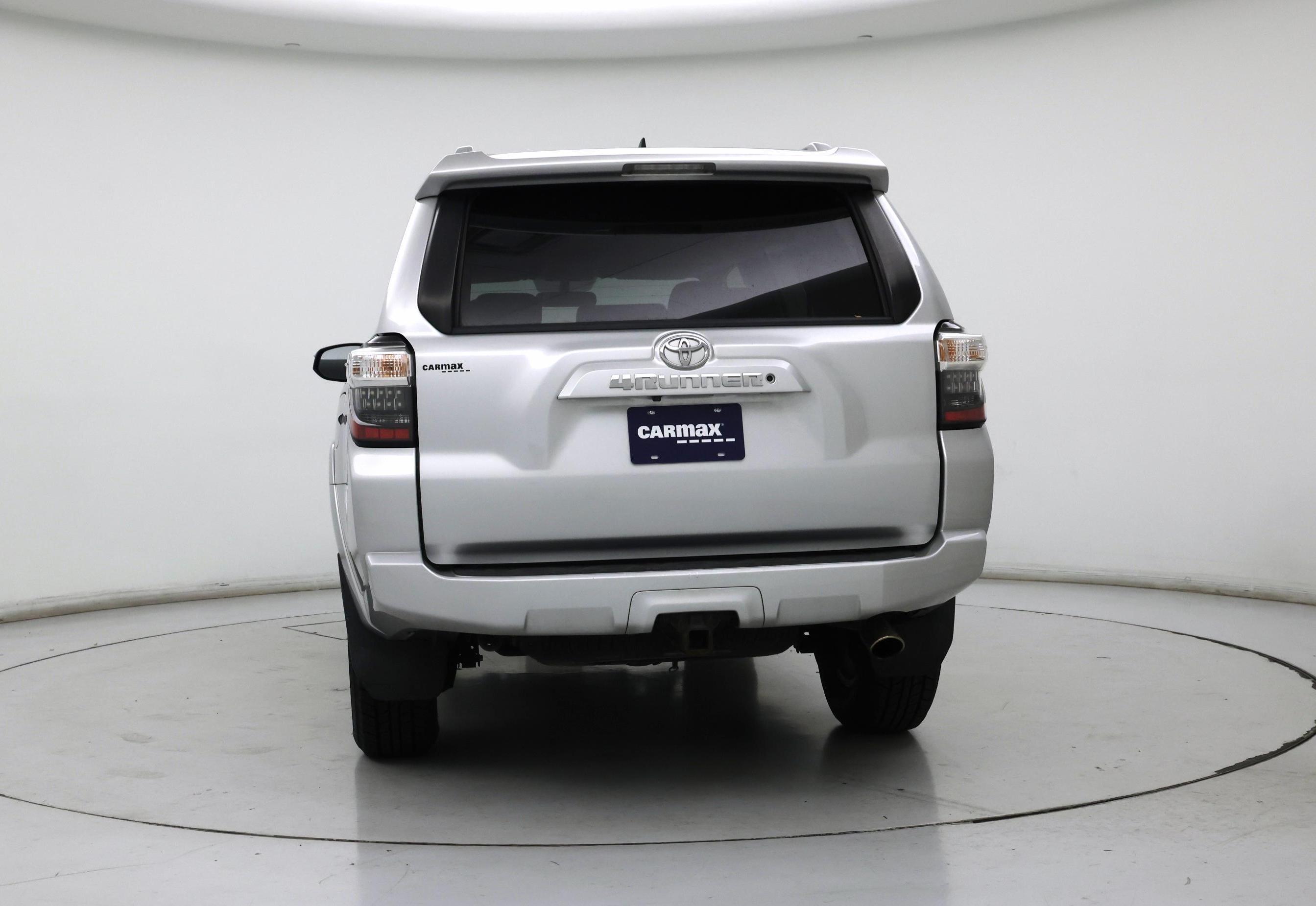 Thumbnail: 2015 Toyota 4Runner - 6