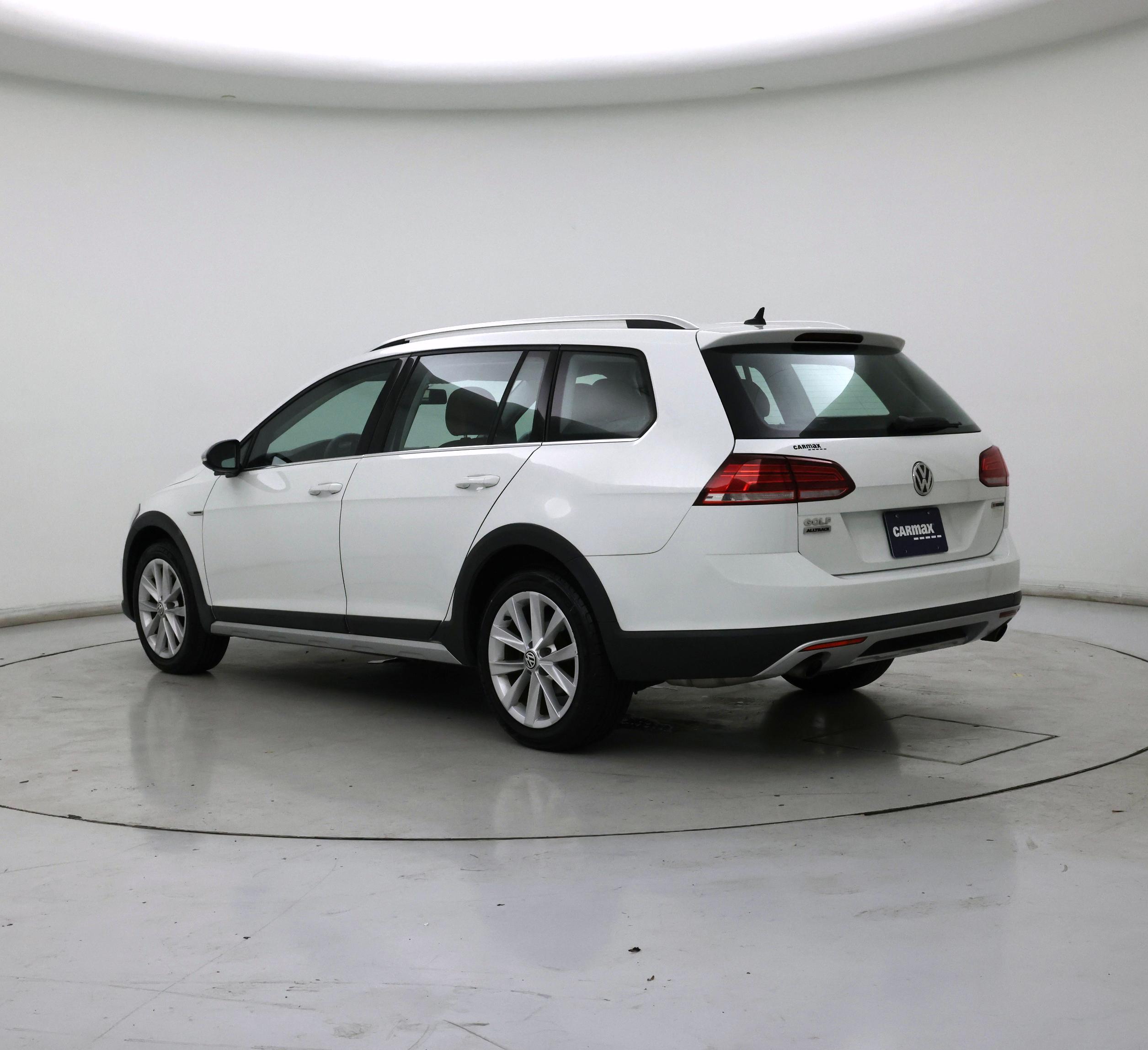 Thumbnail: 2019 Volkswagen Golf - 2