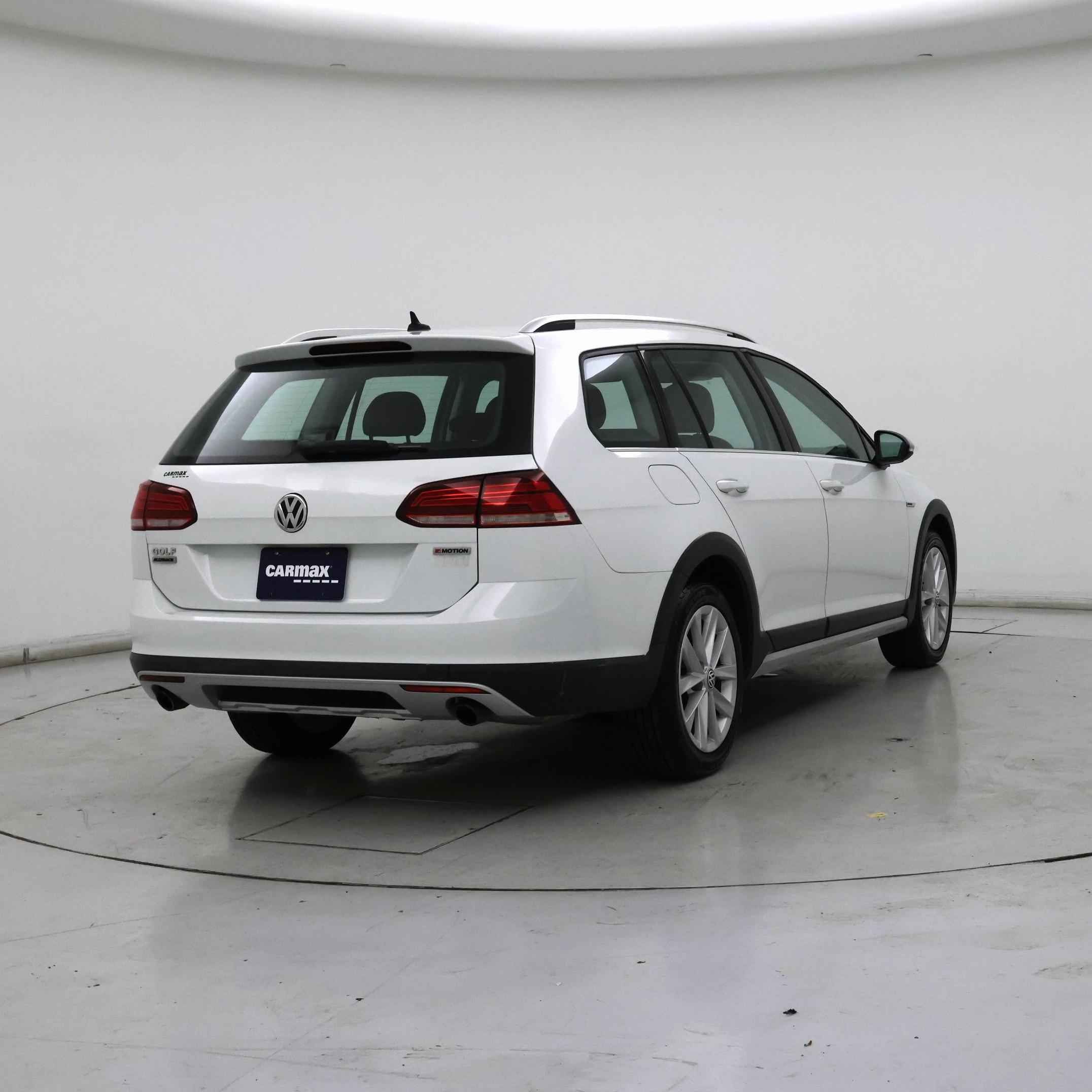 Thumbnail: 2019 Volkswagen Golf - 8