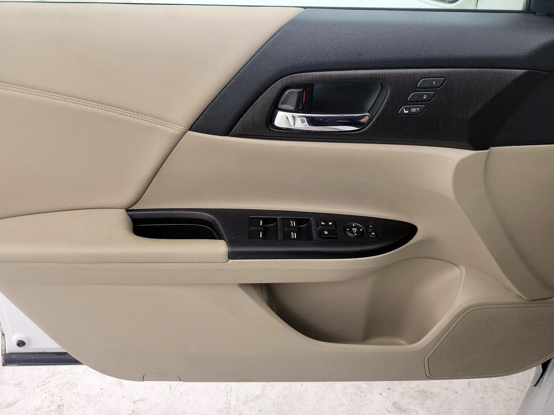 Thumbnail: 2014 Honda Accord - 12