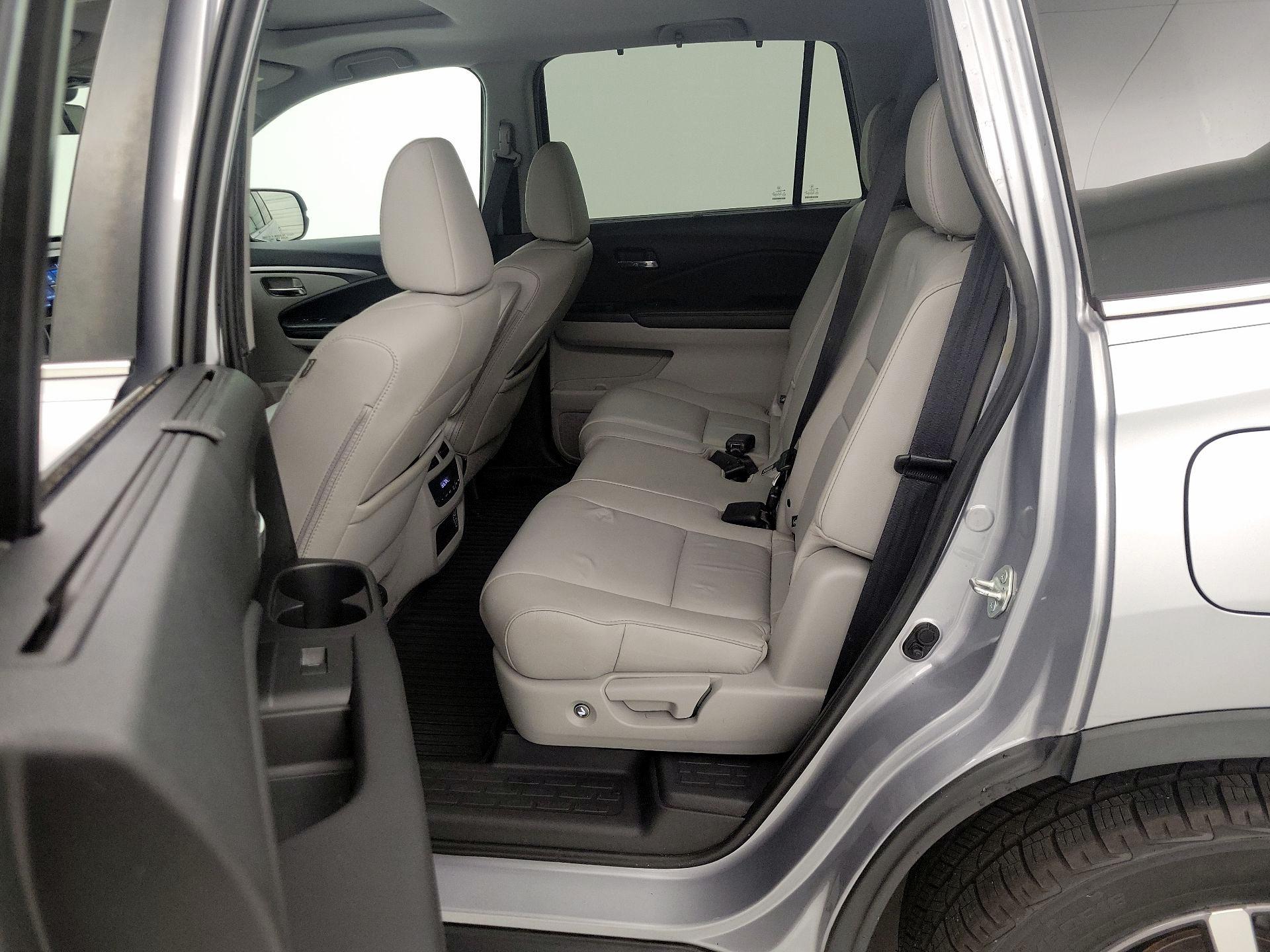 Thumbnail: 2021 Honda Pilot - 20