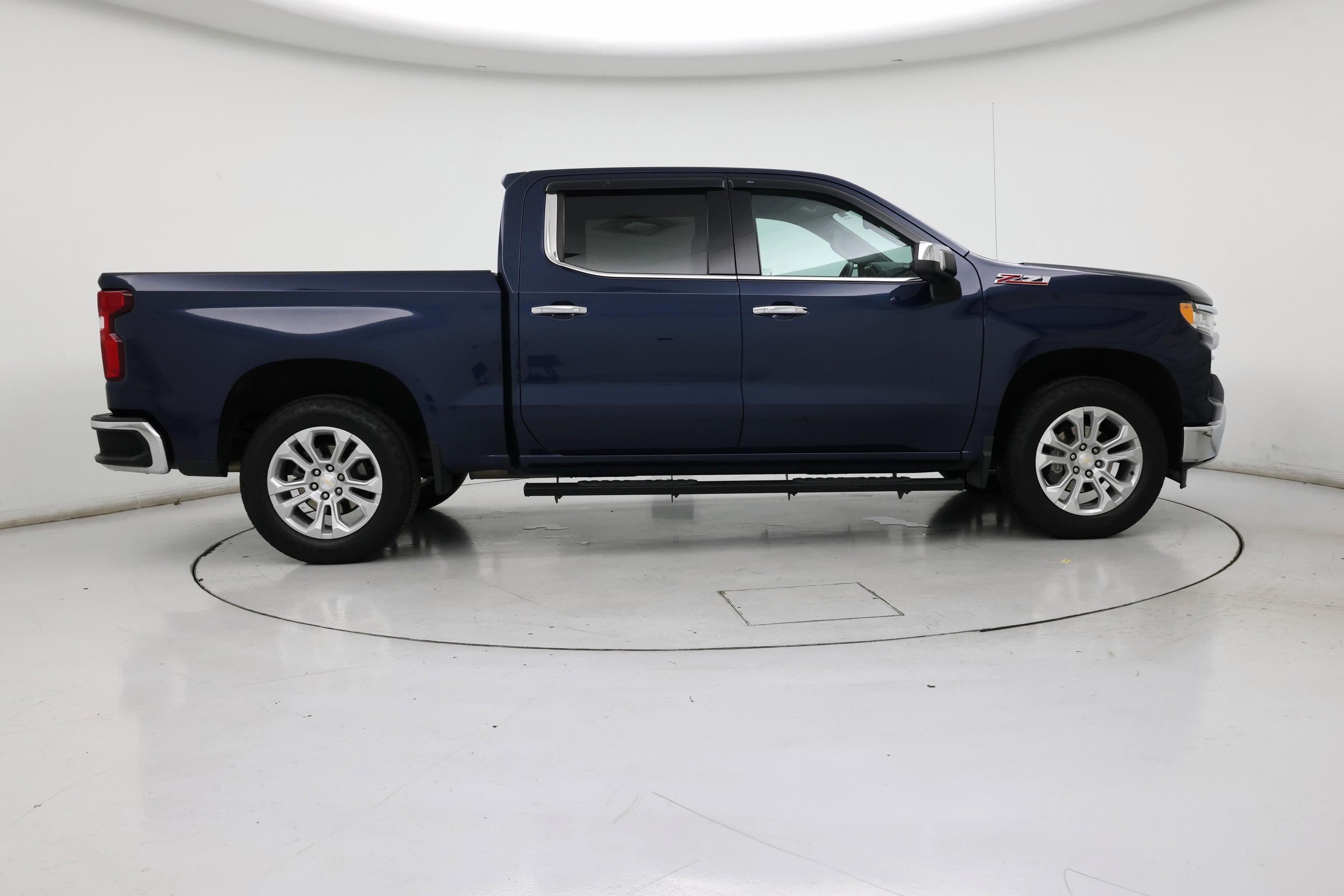 Thumbnail: 2023 Chevrolet Silverado 1500 - 7
