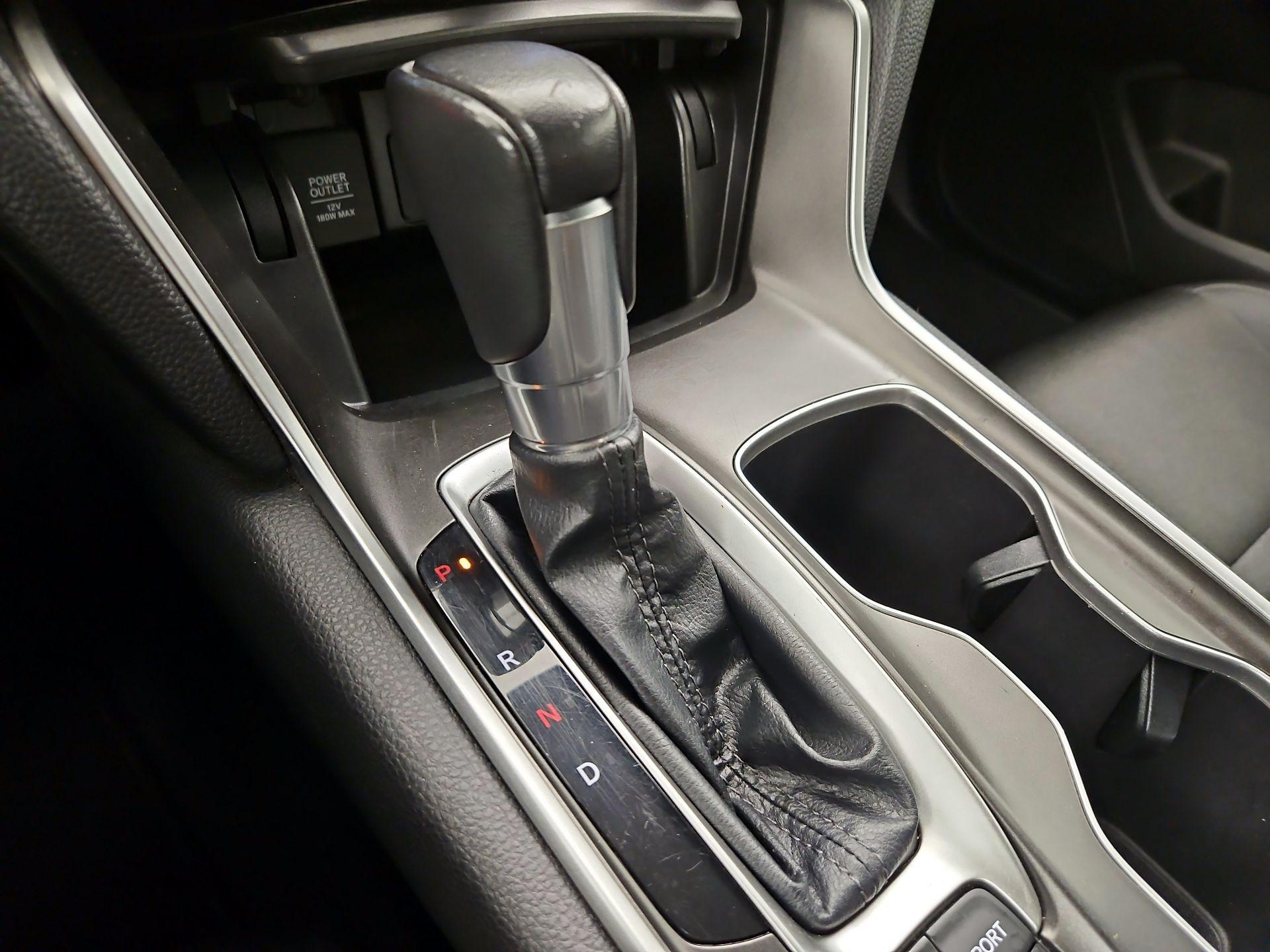 Thumbnail: 2022 Honda Accord - 17