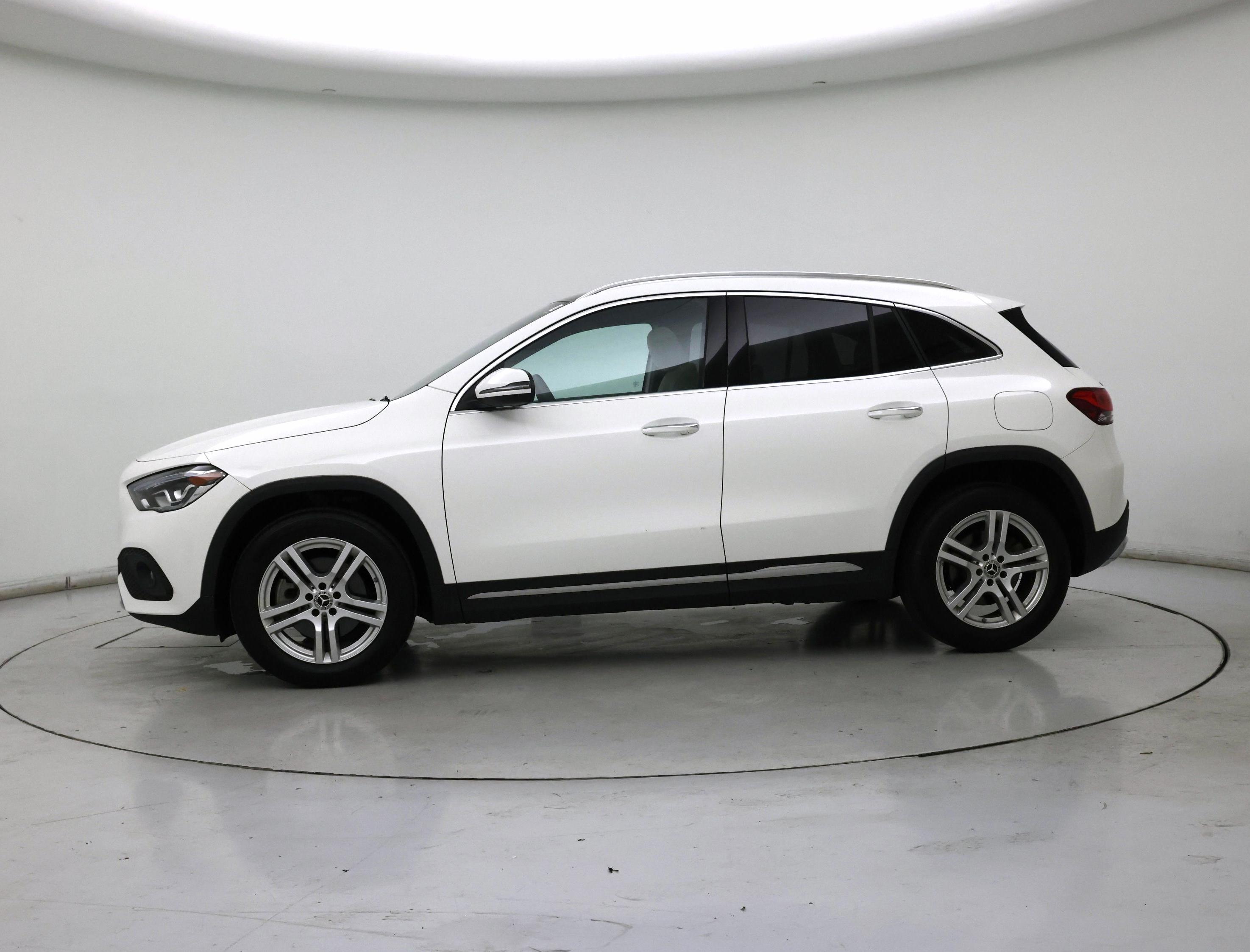 Thumbnail: 2023 Mercedes-Benz GLA - 3