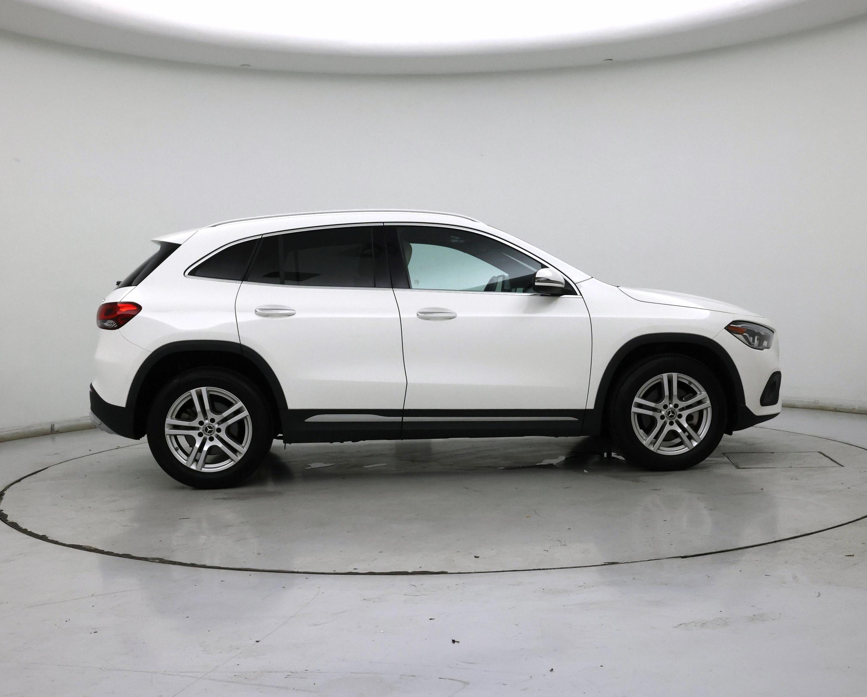 Thumbnail: 2023 Mercedes-Benz GLA - 7