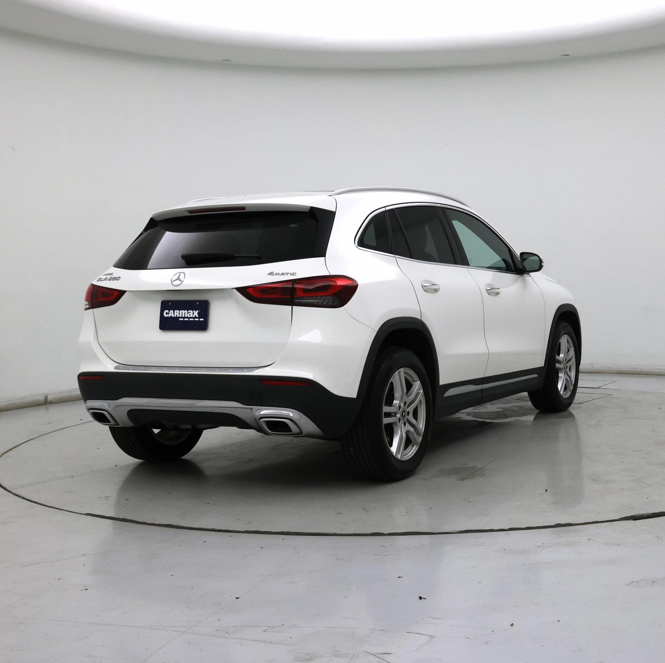 Thumbnail: 2023 Mercedes-Benz GLA - 8