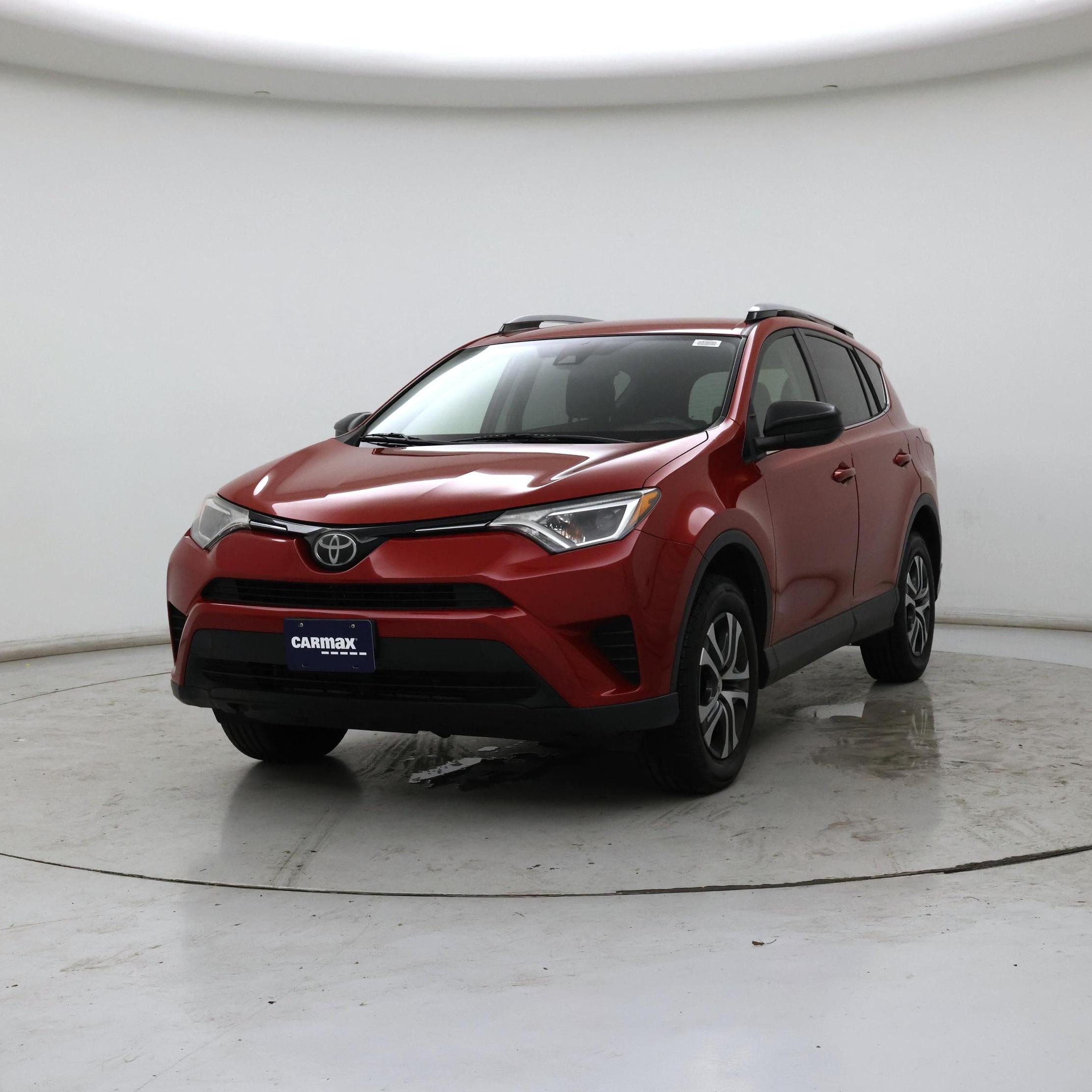 Thumbnail: 2017 Toyota RAV4 - 4