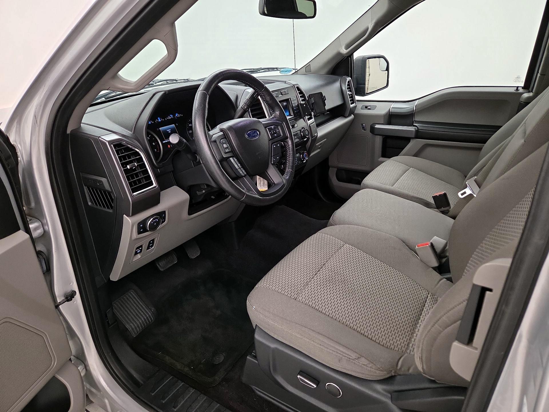Thumbnail: 2016 Ford F-150 - 11