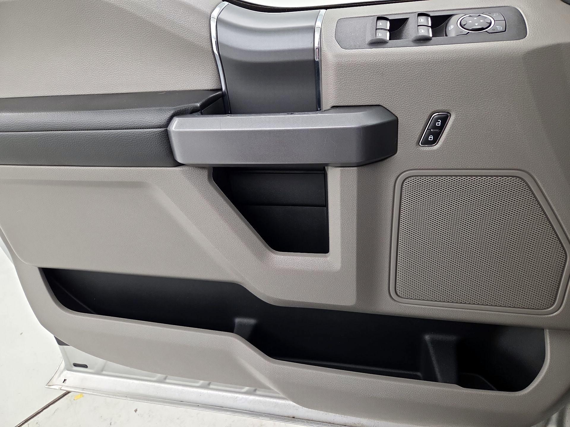 Thumbnail: 2016 Ford F-150 - 12