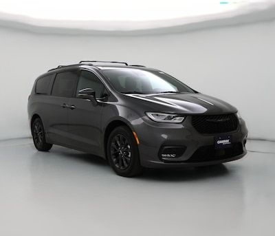 Gray 2021 Chrysler Pacifica Touring L