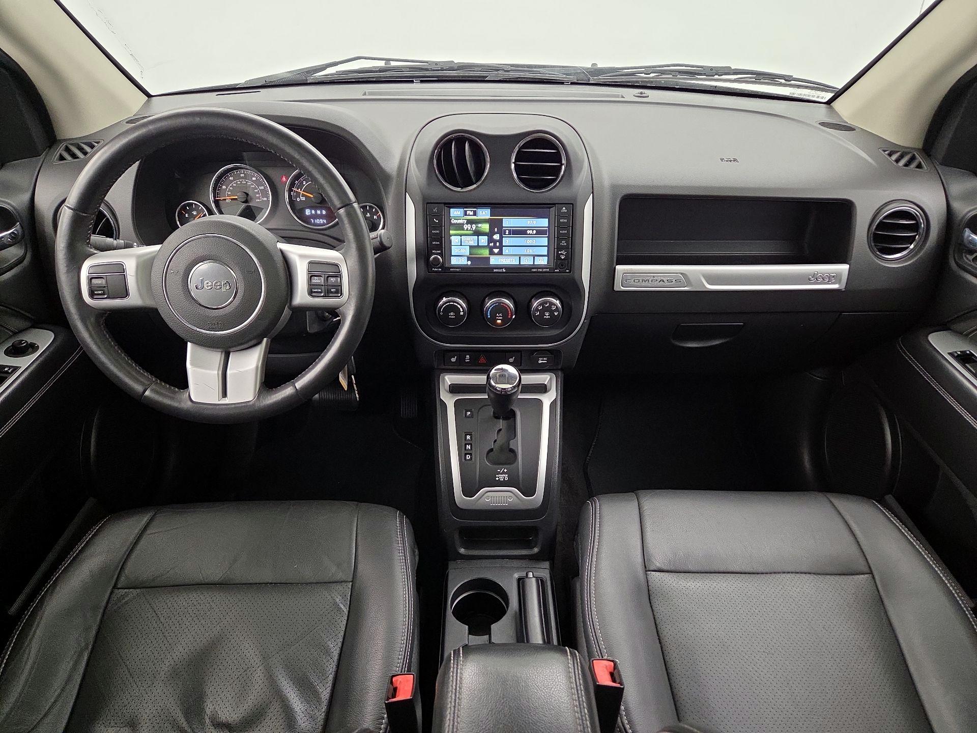 Thumbnail: 2016 Jeep Compass - 9