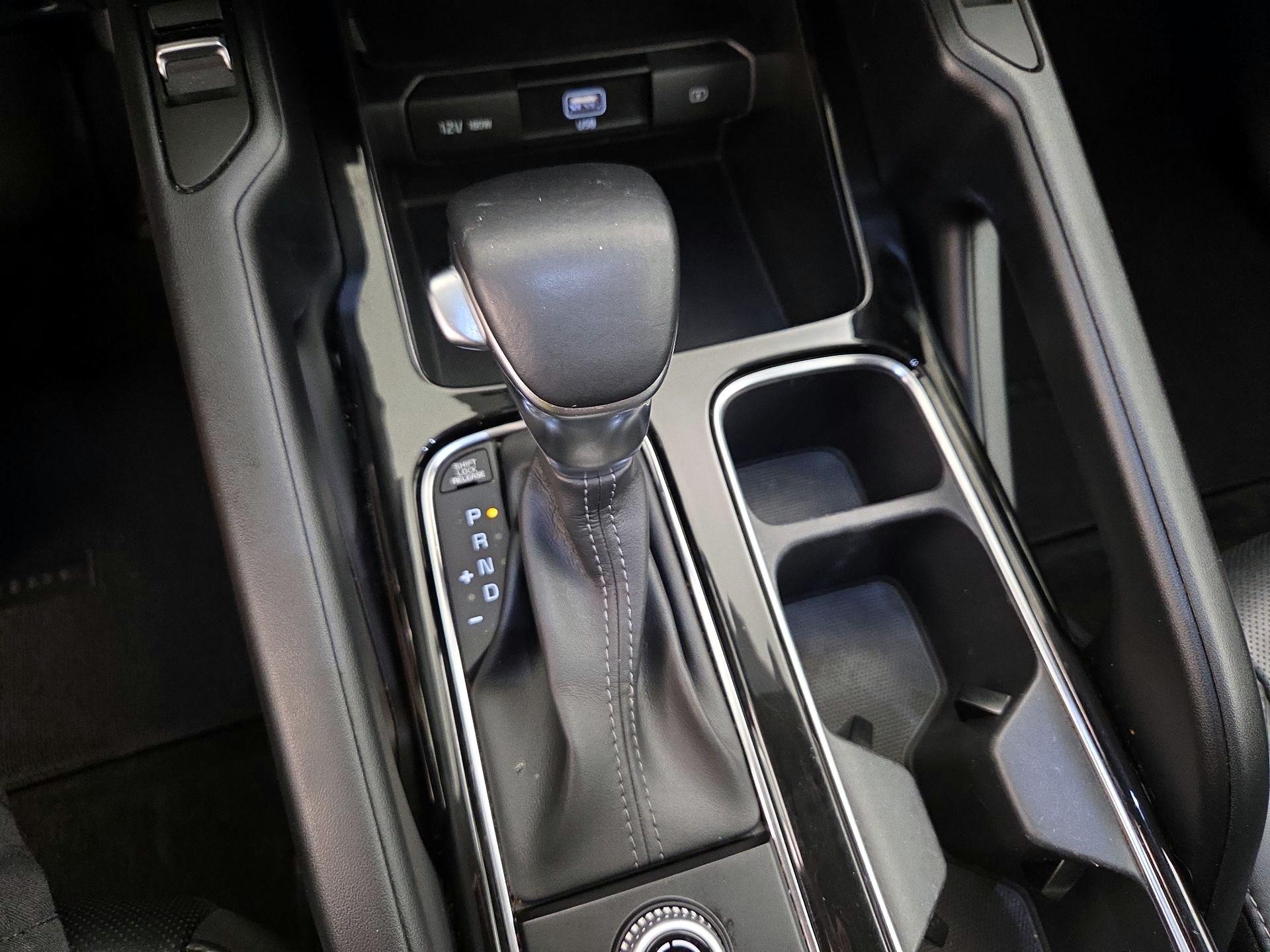 Thumbnail: 2021 Kia Telluride - 17