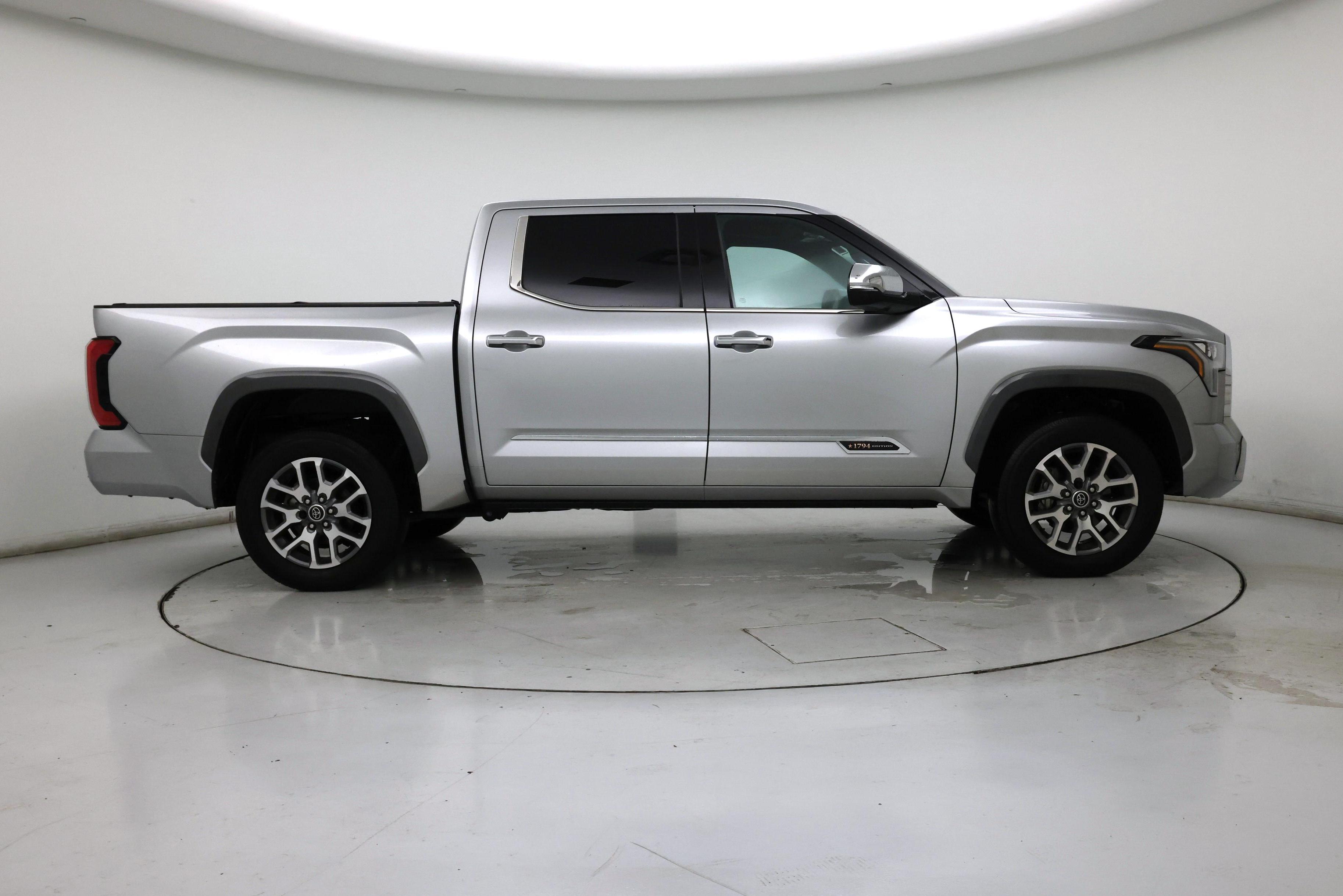 Thumbnail: 2023 Toyota Tundra - 7