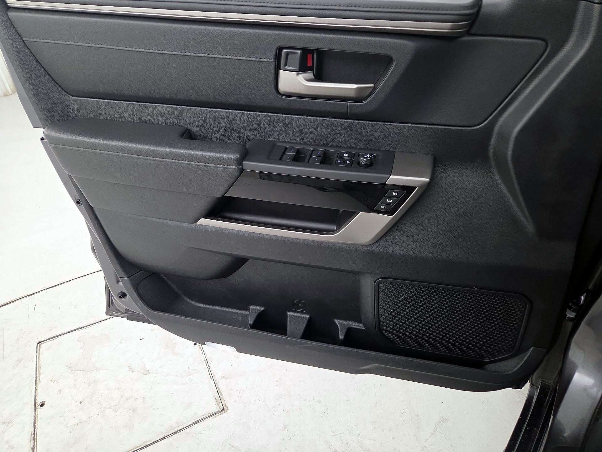 Thumbnail: 2022 Toyota Tundra - 12