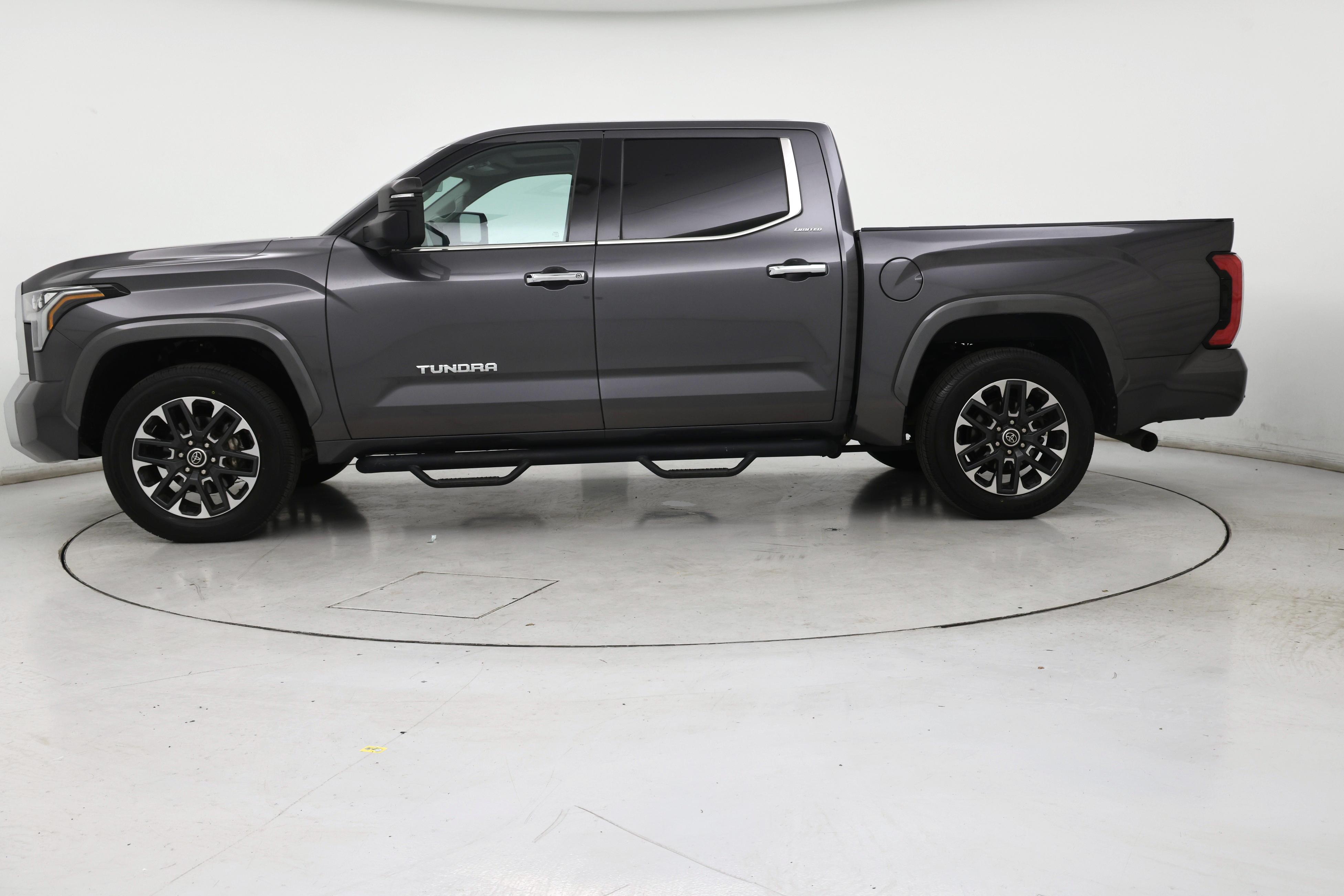 Thumbnail: 2022 Toyota Tundra - 3