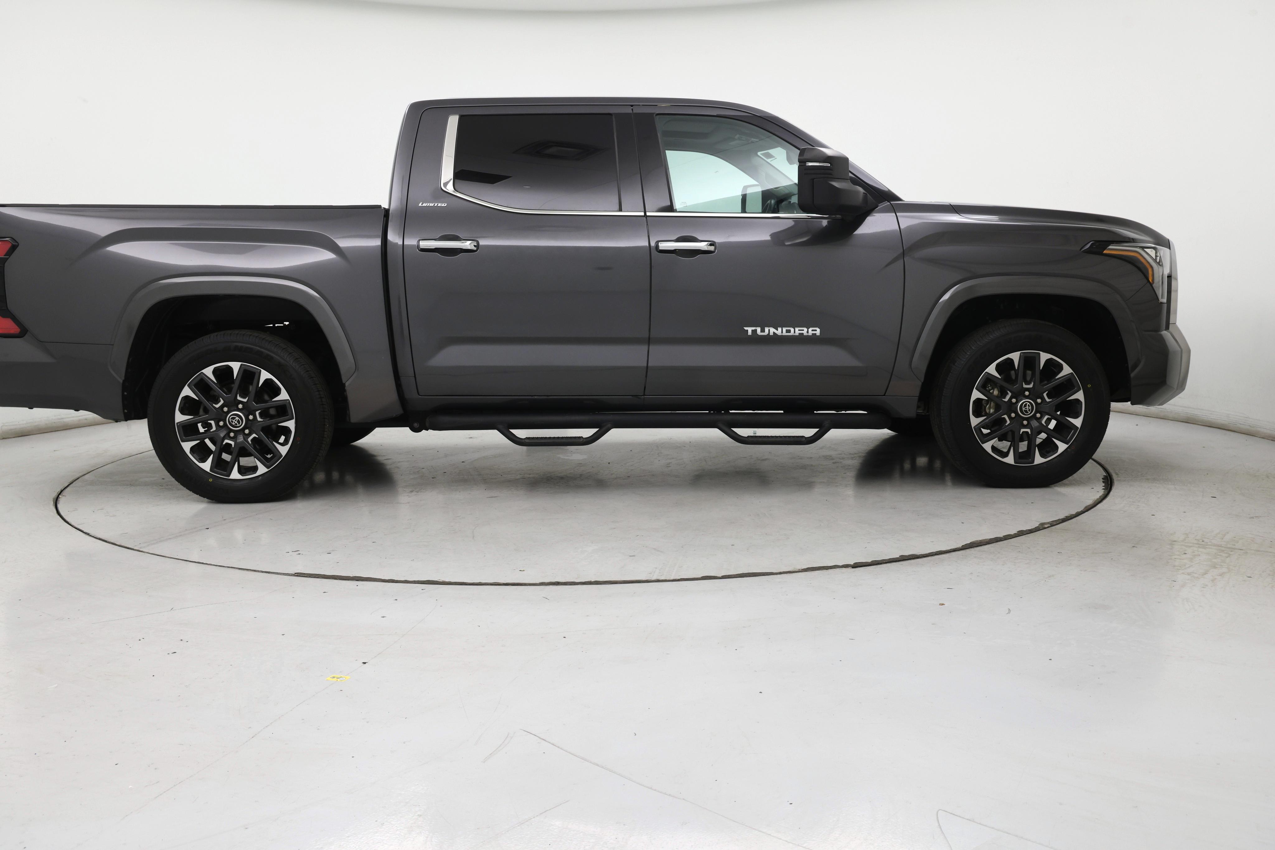 Thumbnail: 2022 Toyota Tundra - 7