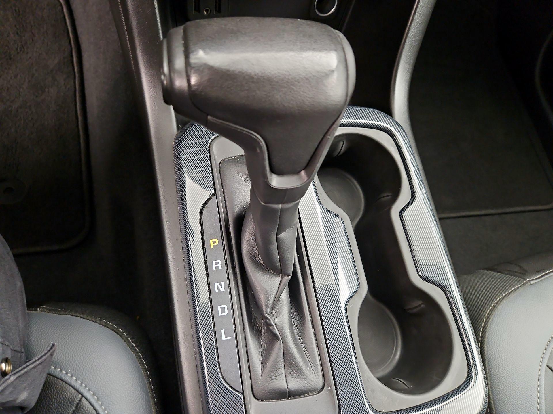 Thumbnail: 2020 Chevrolet Colorado - 17