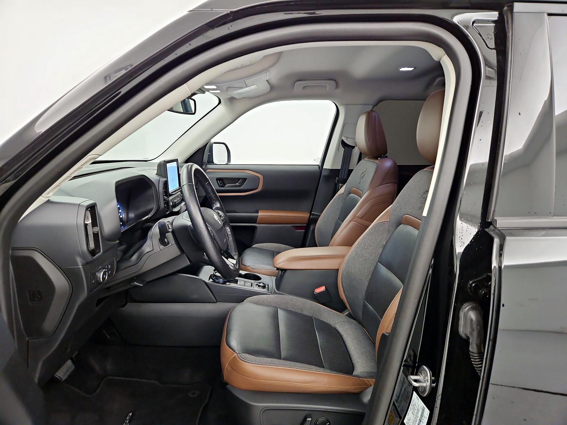 Thumbnail: 2021 Ford Bronco Sport - 11