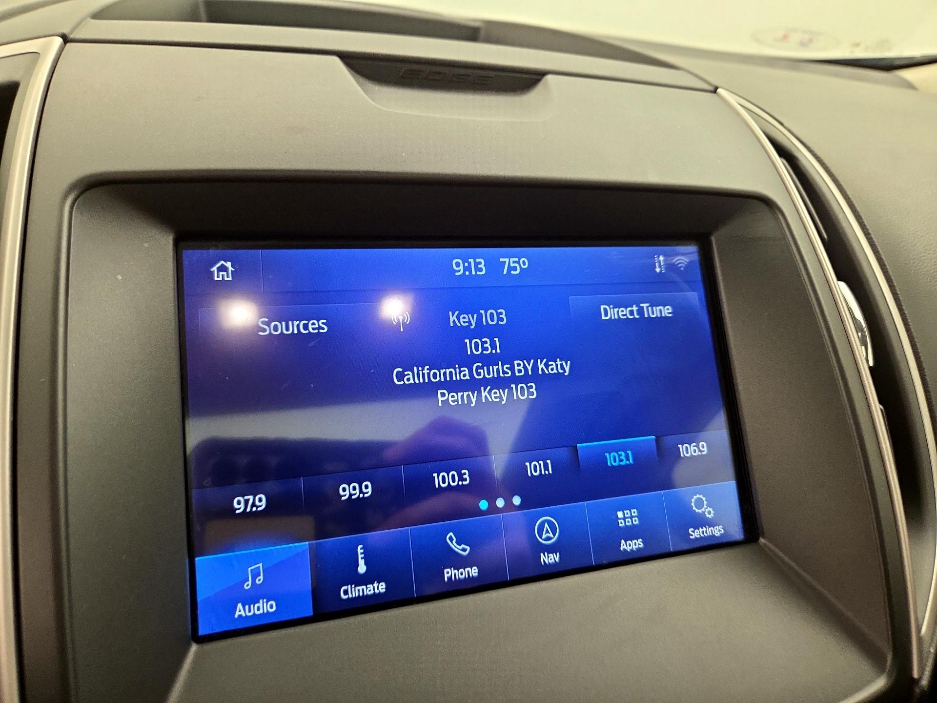 Thumbnail: 2020 Ford Edge - 16