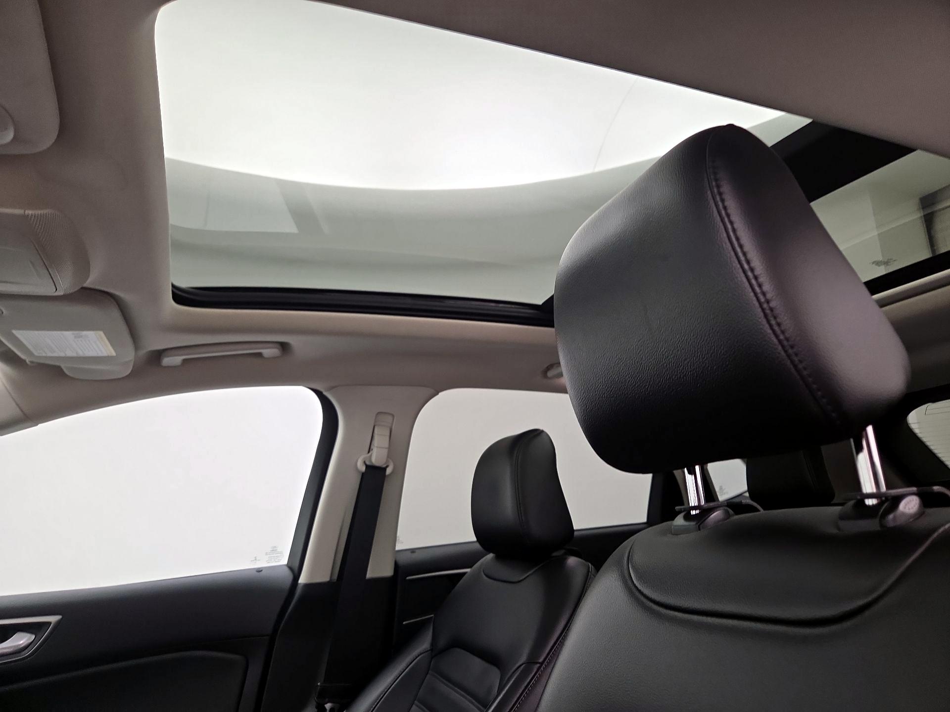 Thumbnail: 2020 Ford Edge - 20
