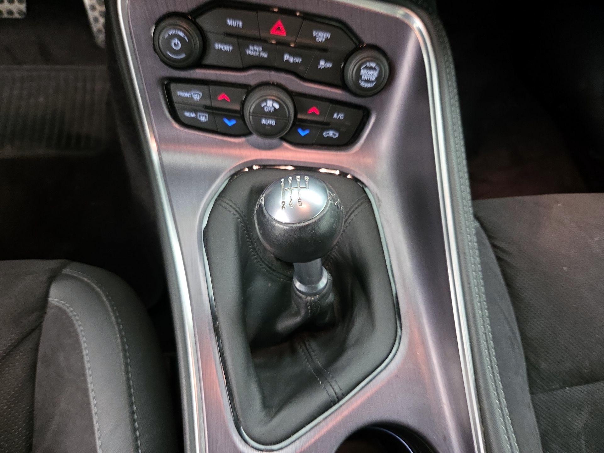 Thumbnail: 2018 Dodge Challenger - 18
