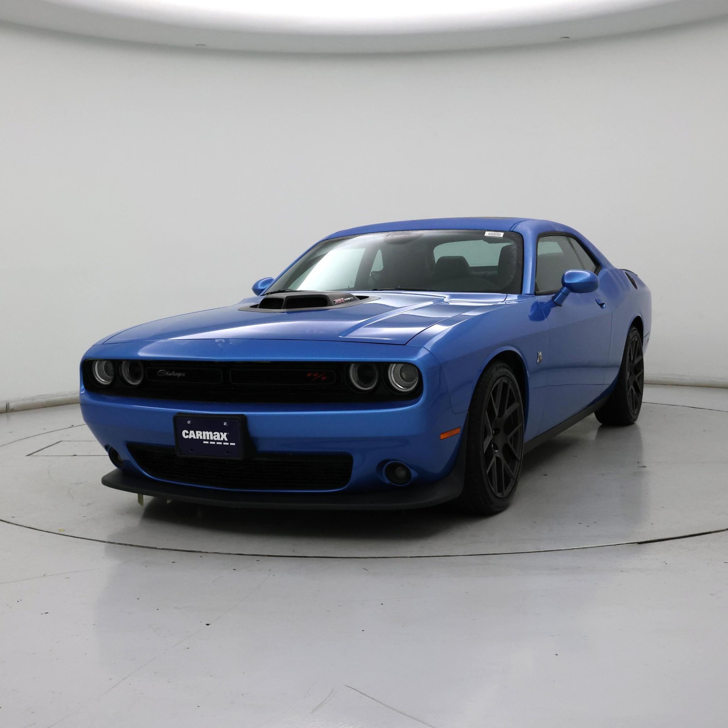 Thumbnail: 2018 Dodge Challenger - 4