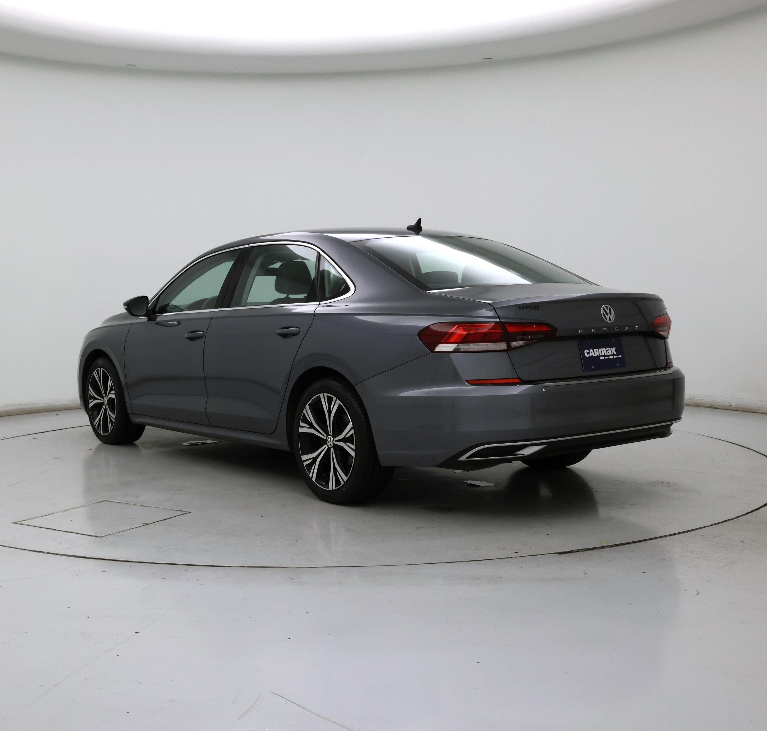 Thumbnail: 2022 Volkswagen Passat - 2