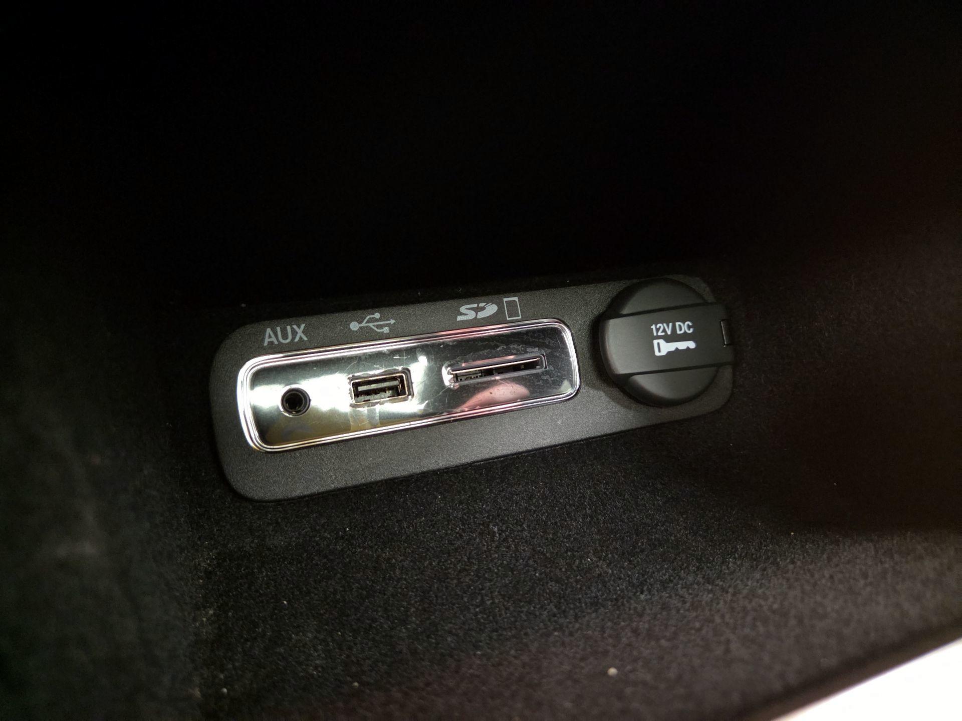 Thumbnail: 2014 Jeep Grand Cherokee - 19