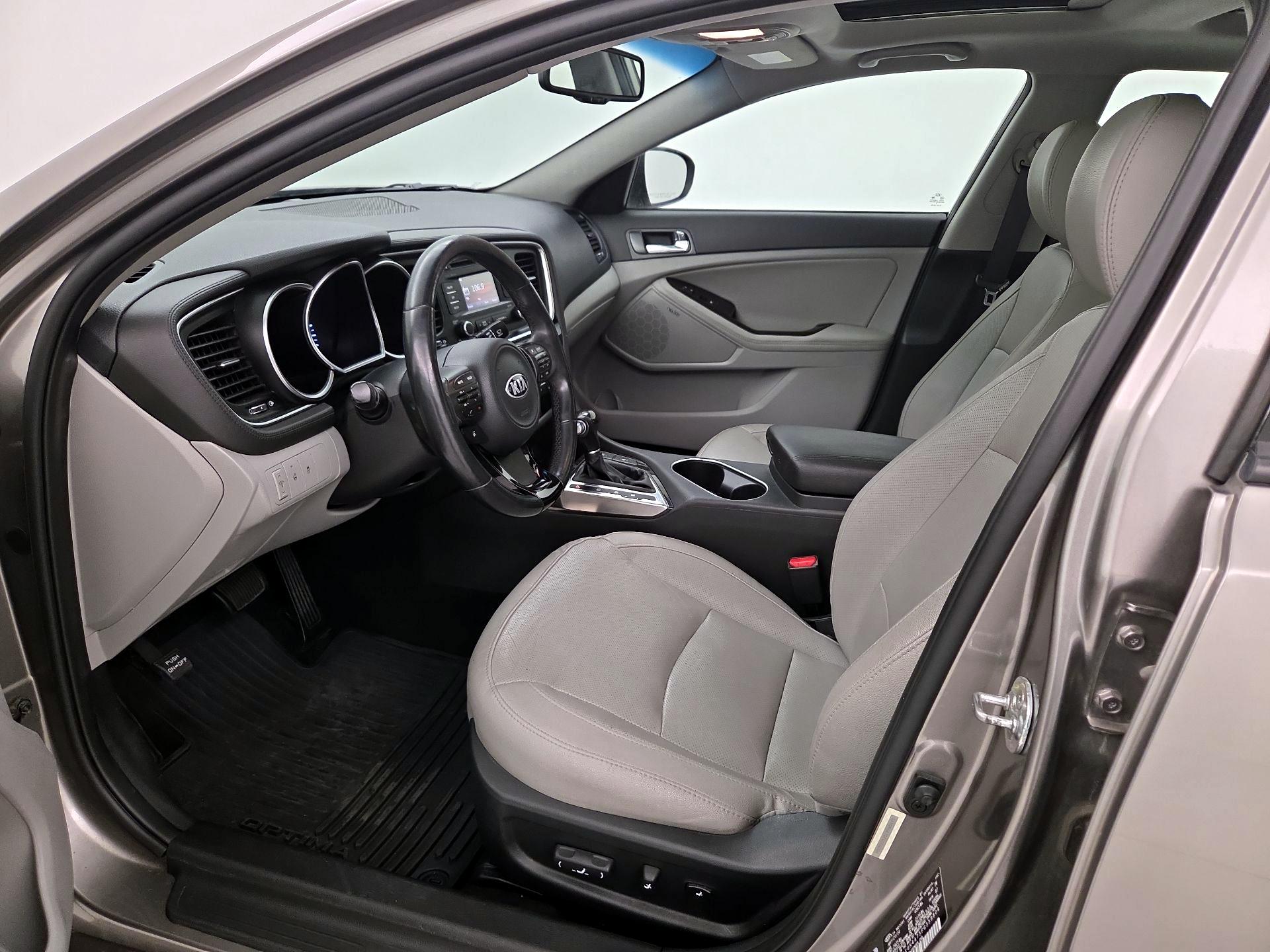 Thumbnail: 2015 Kia Optima - 11