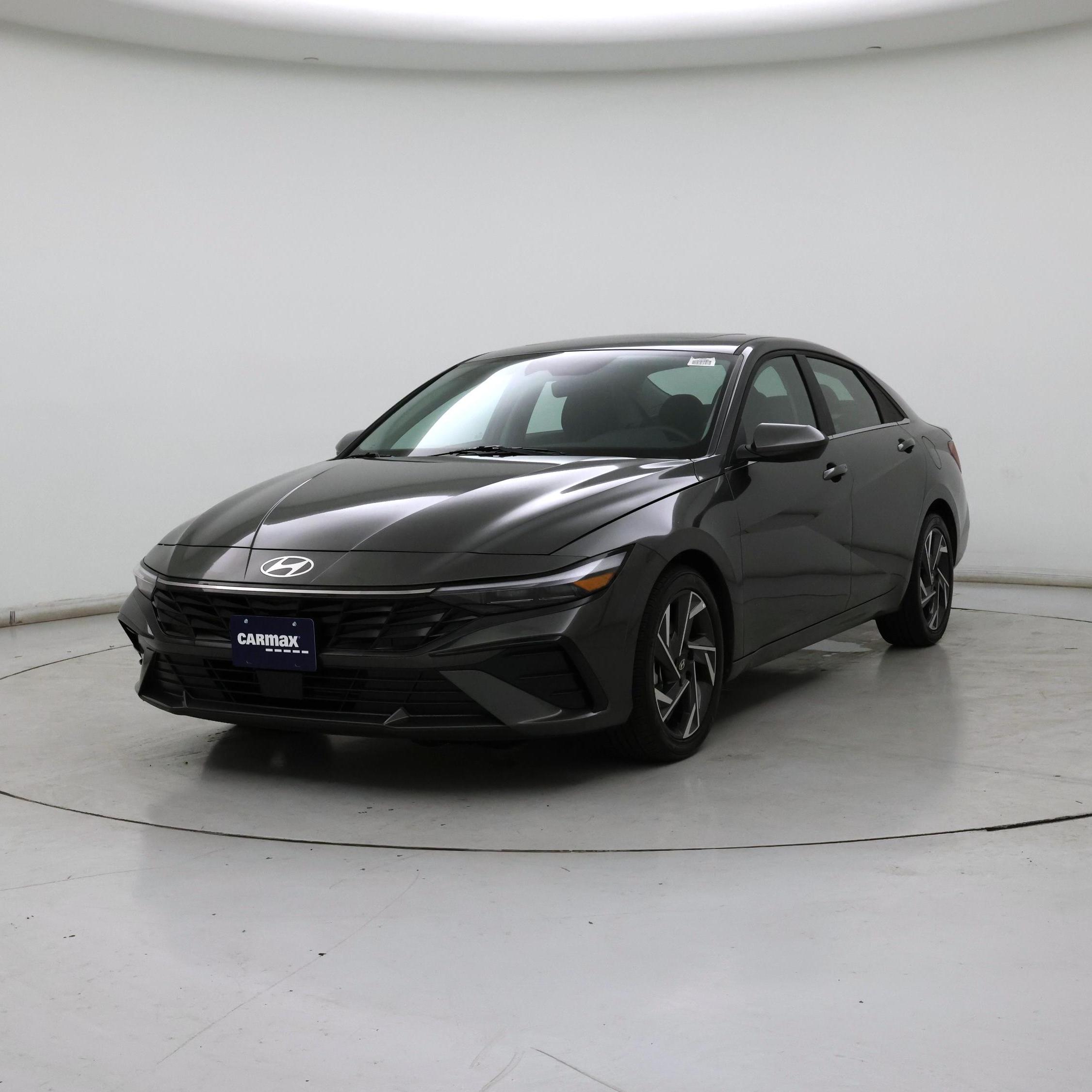 Thumbnail: 2025 Hyundai Elantra - 4