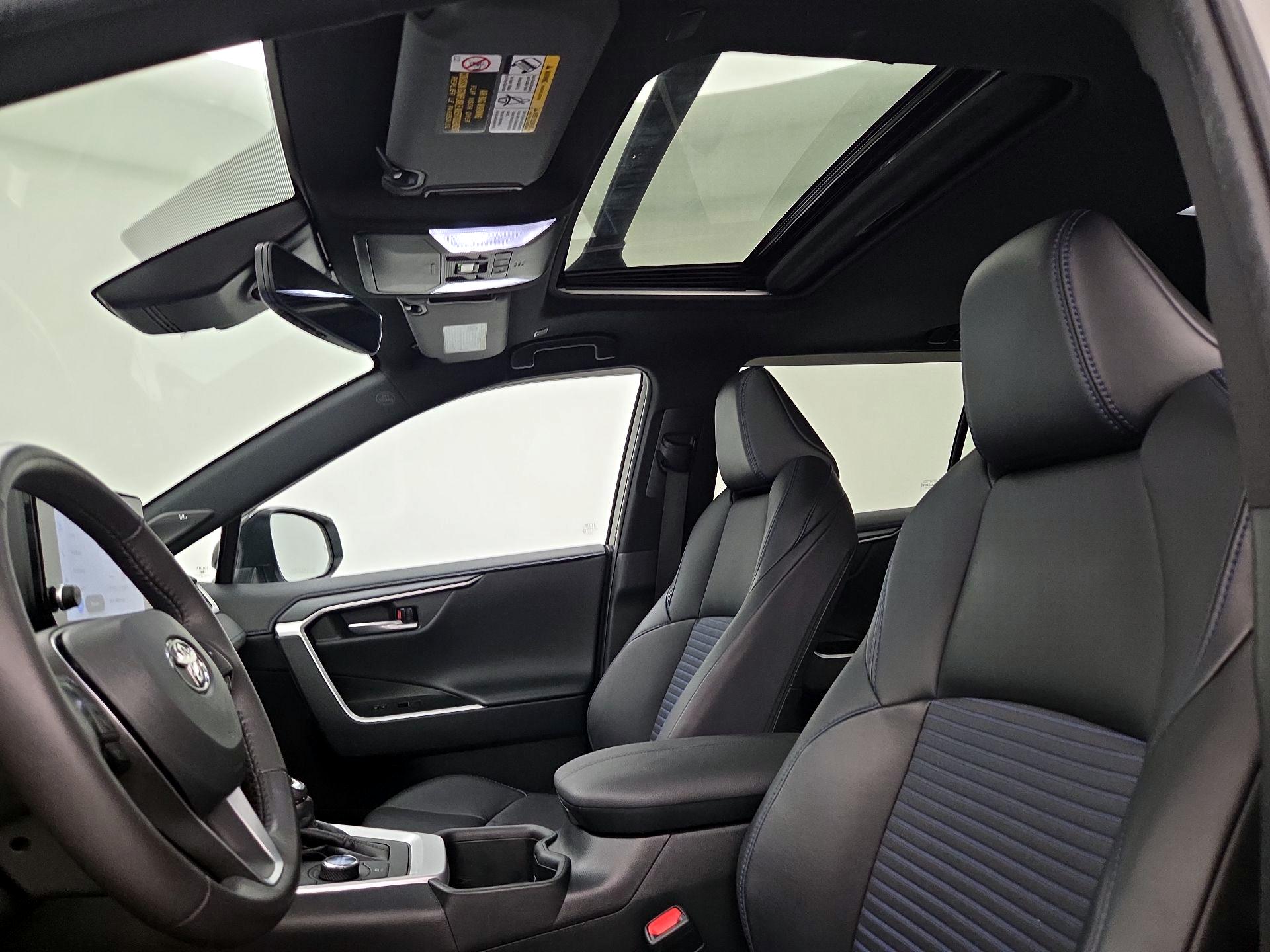 Thumbnail: 2023 Toyota RAV4 - 19