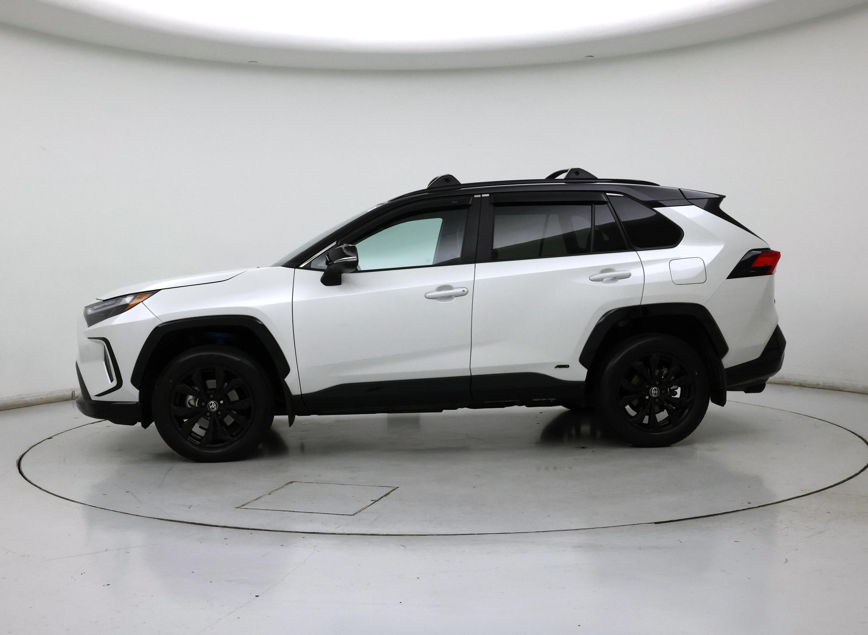 Thumbnail: 2023 Toyota RAV4 - 3