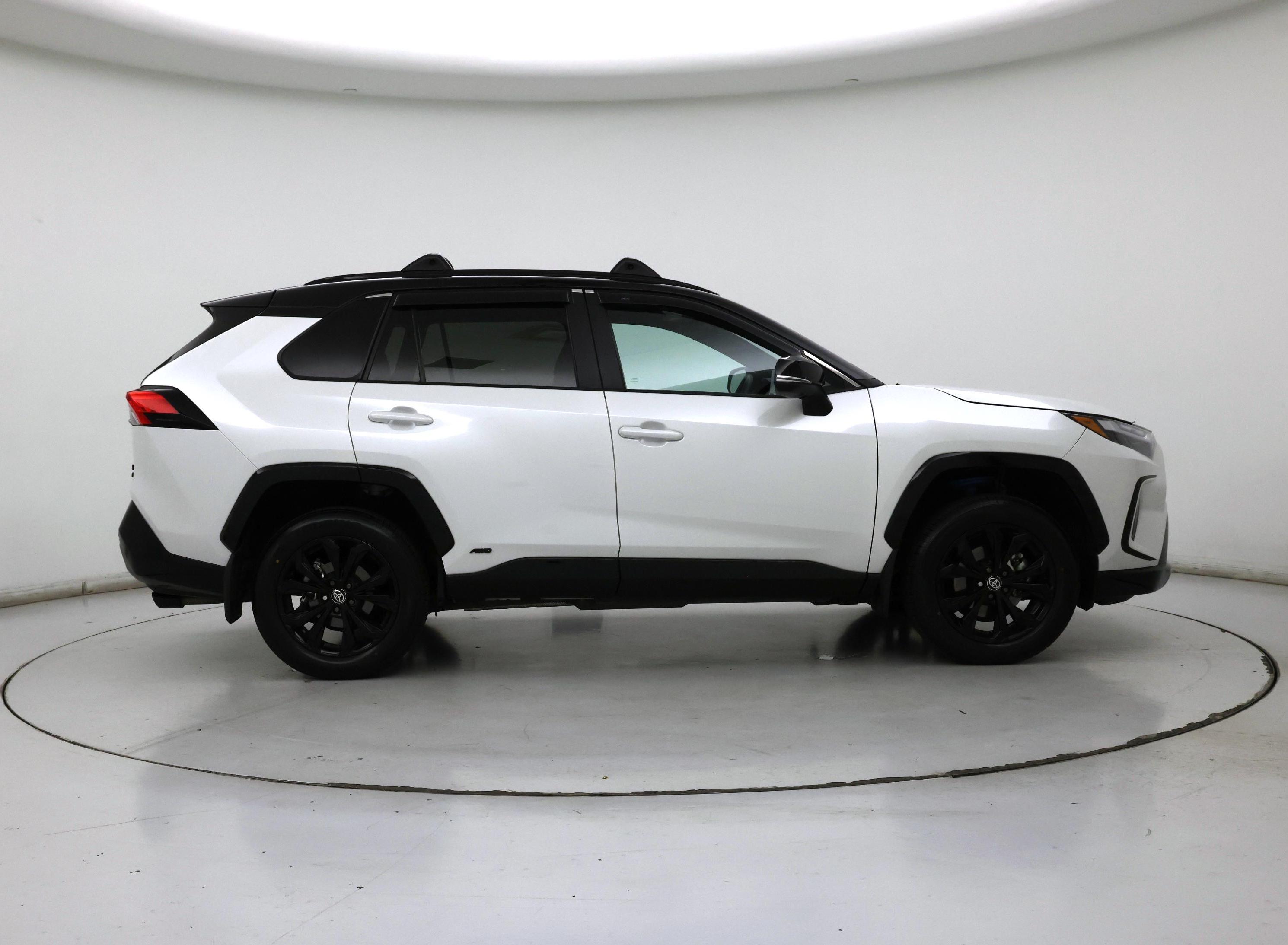 Thumbnail: 2023 Toyota RAV4 - 7