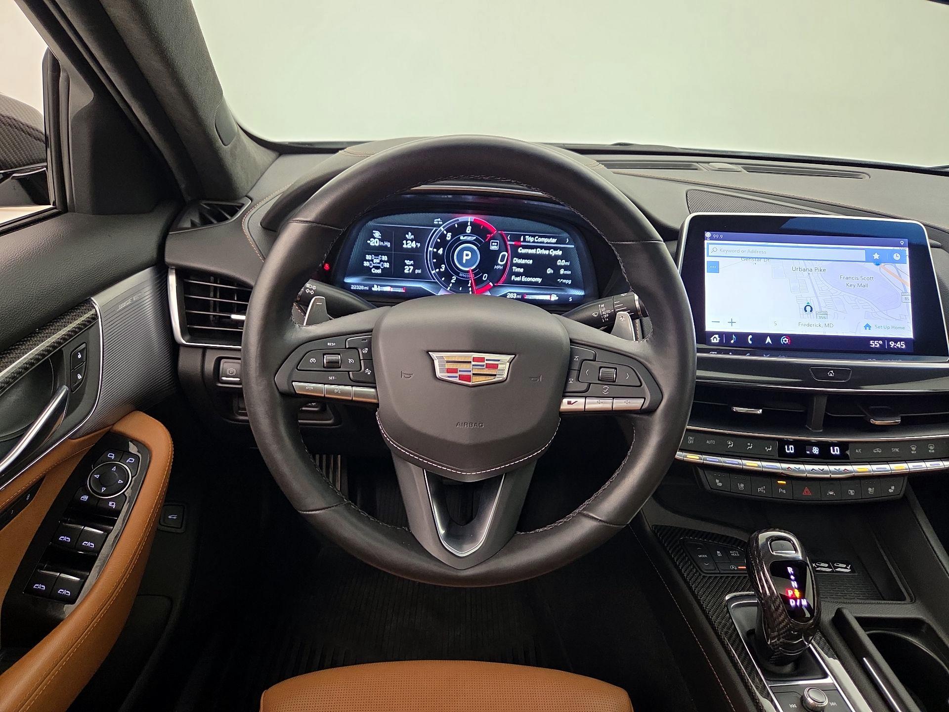 Thumbnail: 2022 Cadillac CT5 - 10