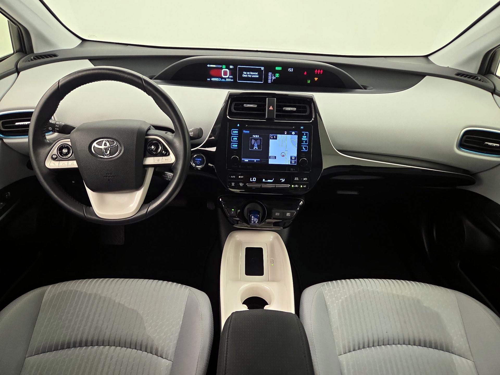 Thumbnail: 2017 Toyota Prius - 9