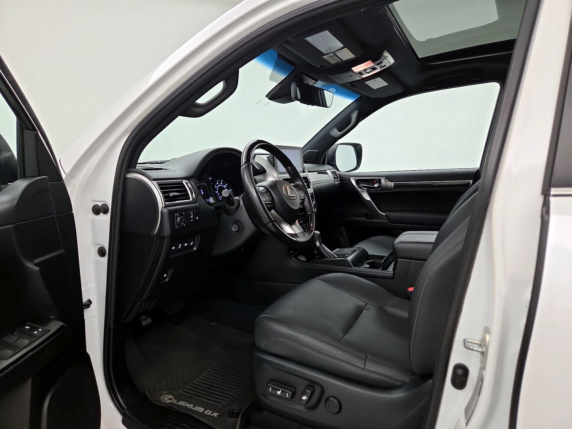 Thumbnail: 2023 Lexus GX - 11