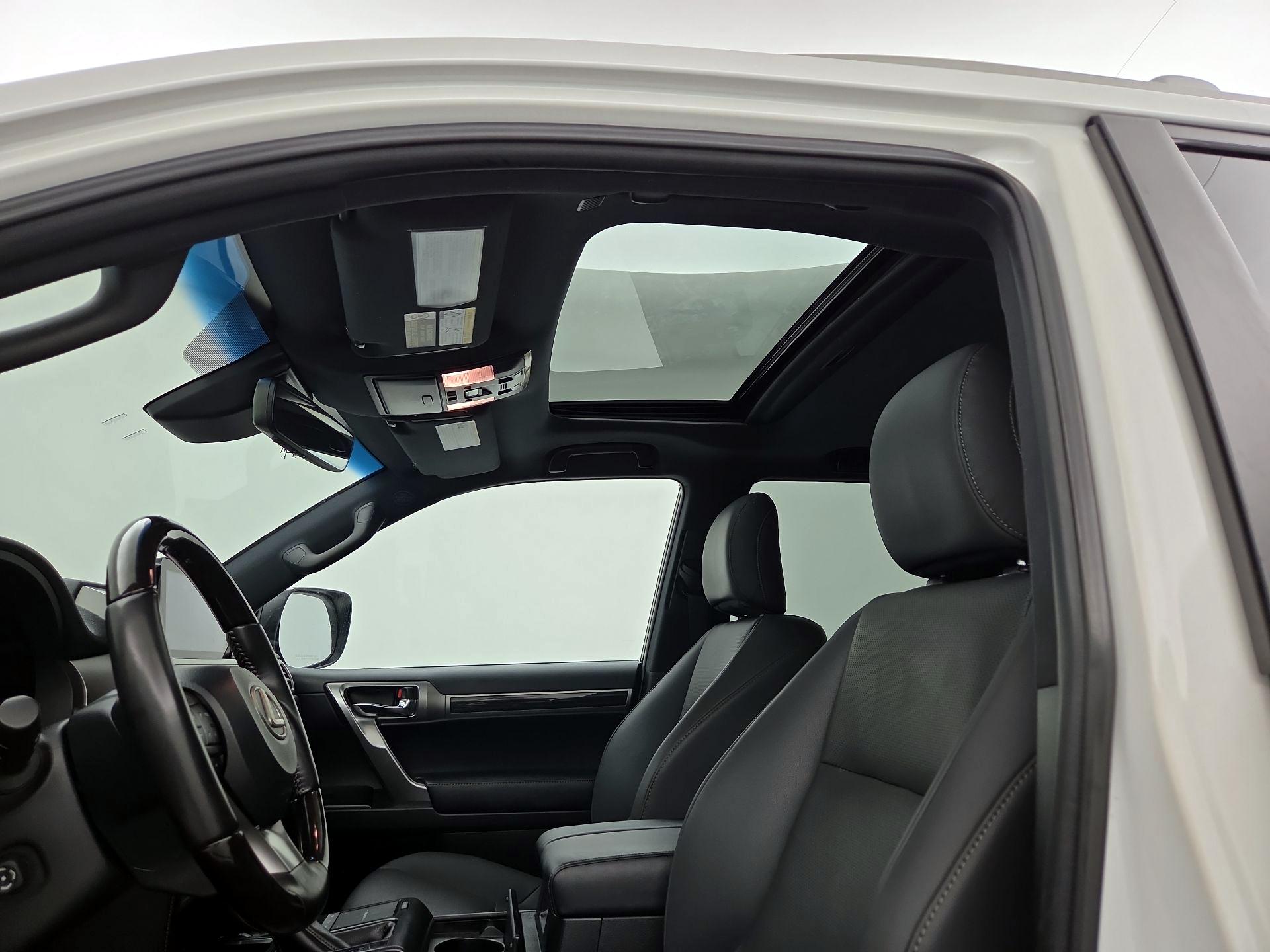 Thumbnail: 2023 Lexus GX - 20